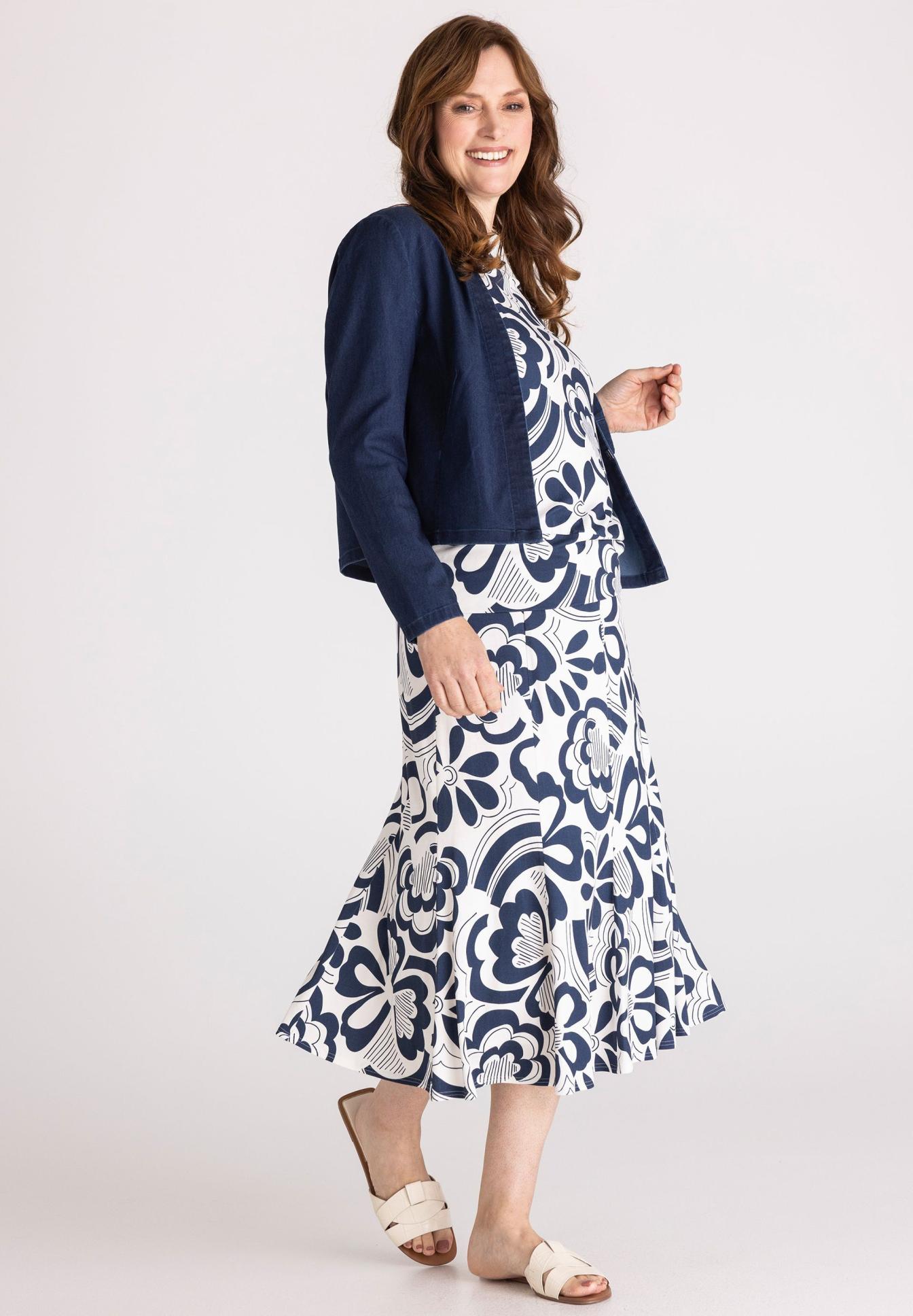 Lightweight jacket With hook fastening - Product Image 2