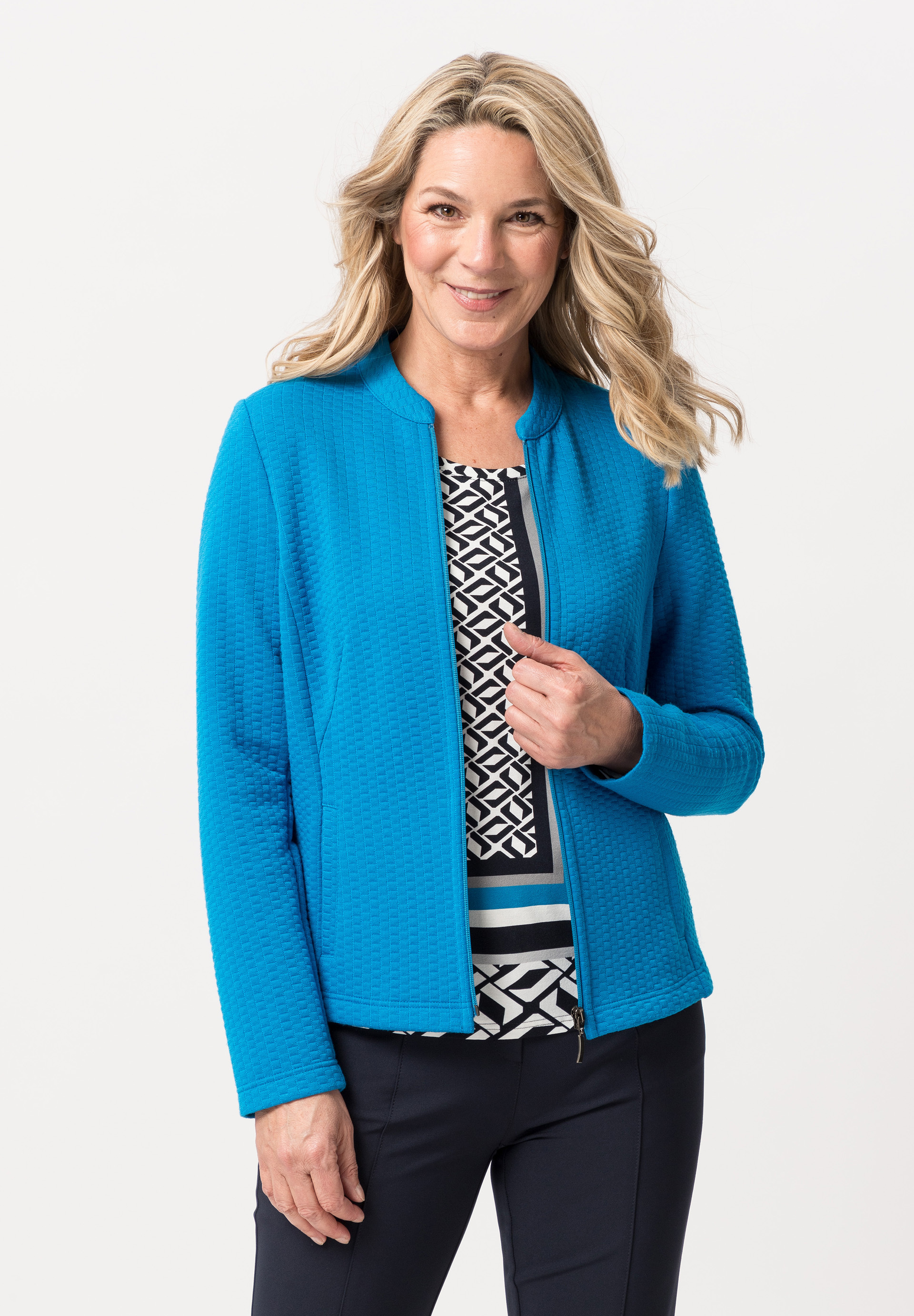 Lightweight jacket with tonal zip - Product Image 1