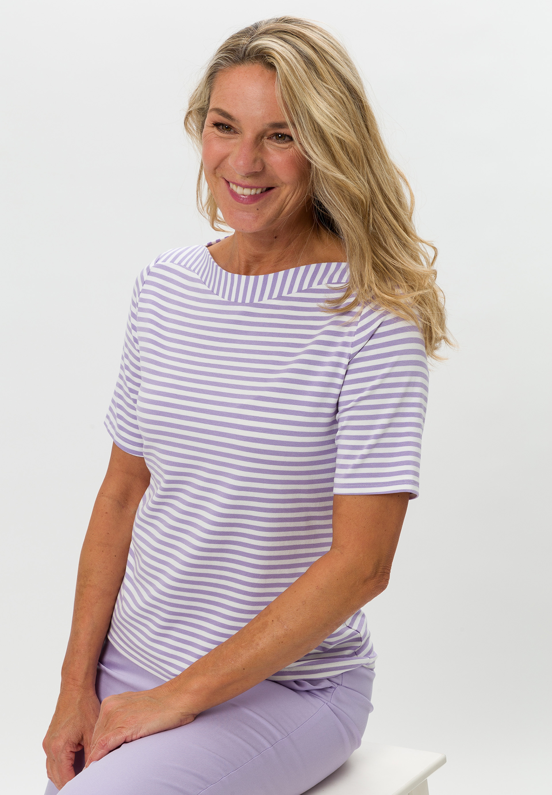Striped shirt with submarine neckline - Bild 4 Striped shirt with submarine neckline - Bild 4