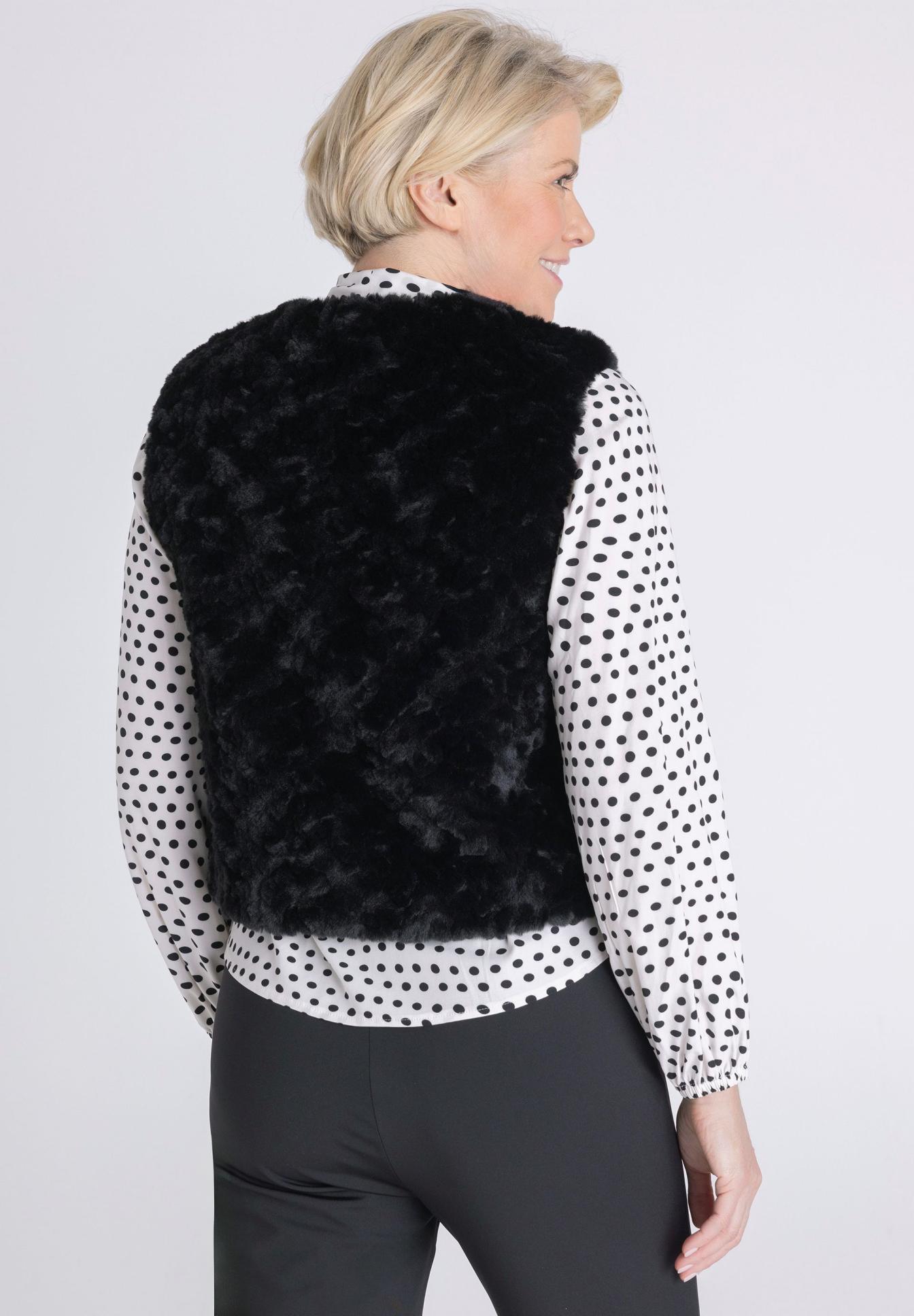 Faux-Fell-Weste, schwarze Weste, Gilet, Pünktch shirt?, Lagenlook-Teil, Weste, Pseudofell, Schwarz, ohne Kapuze, Muster Punkte, faux fur vest, black, sleeved blouse, polka dot shirt, layering piece, Weste, Faux-Fell, Schwarz, Polka-Dots, Blusenhemd