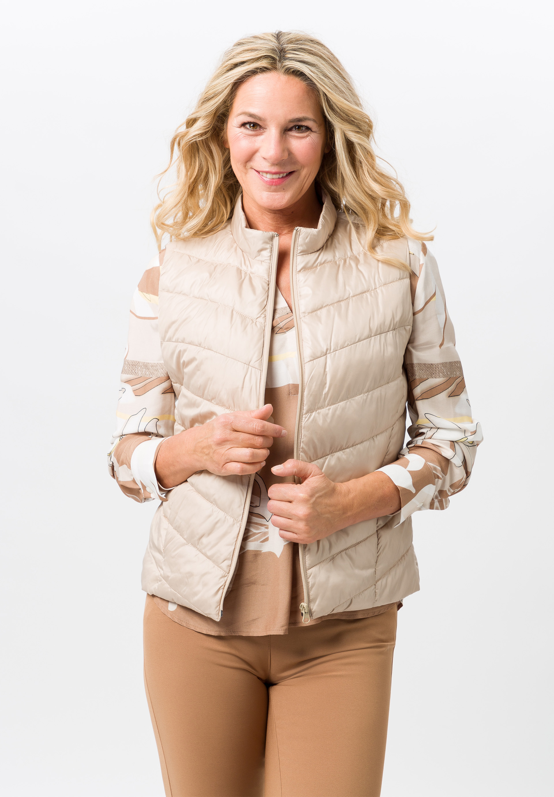 Weste zum Kombinieren - Bild 1 Weste zum Kombinieren - Bild 1