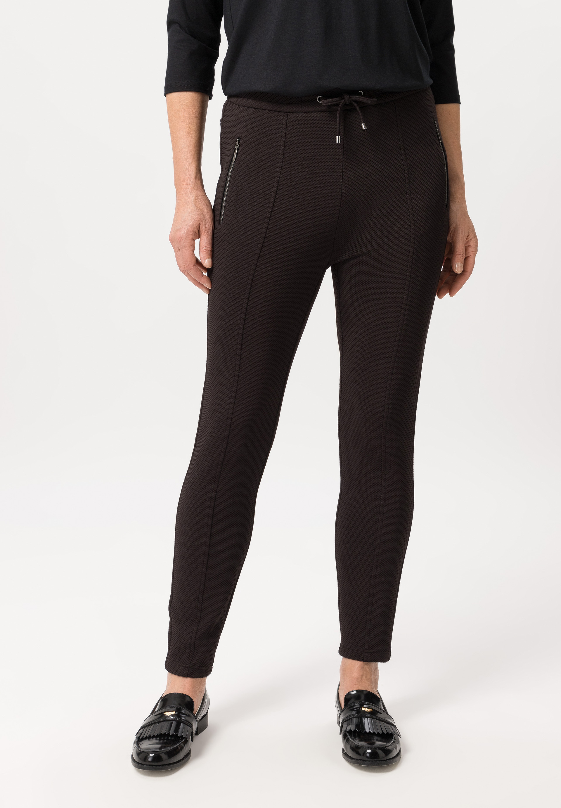 Hose BRENDA mit dekorativen Reißverschlusstaschen Hose BRENDA mit dekorativen Reißverschlusstaschen - Produktbild 1