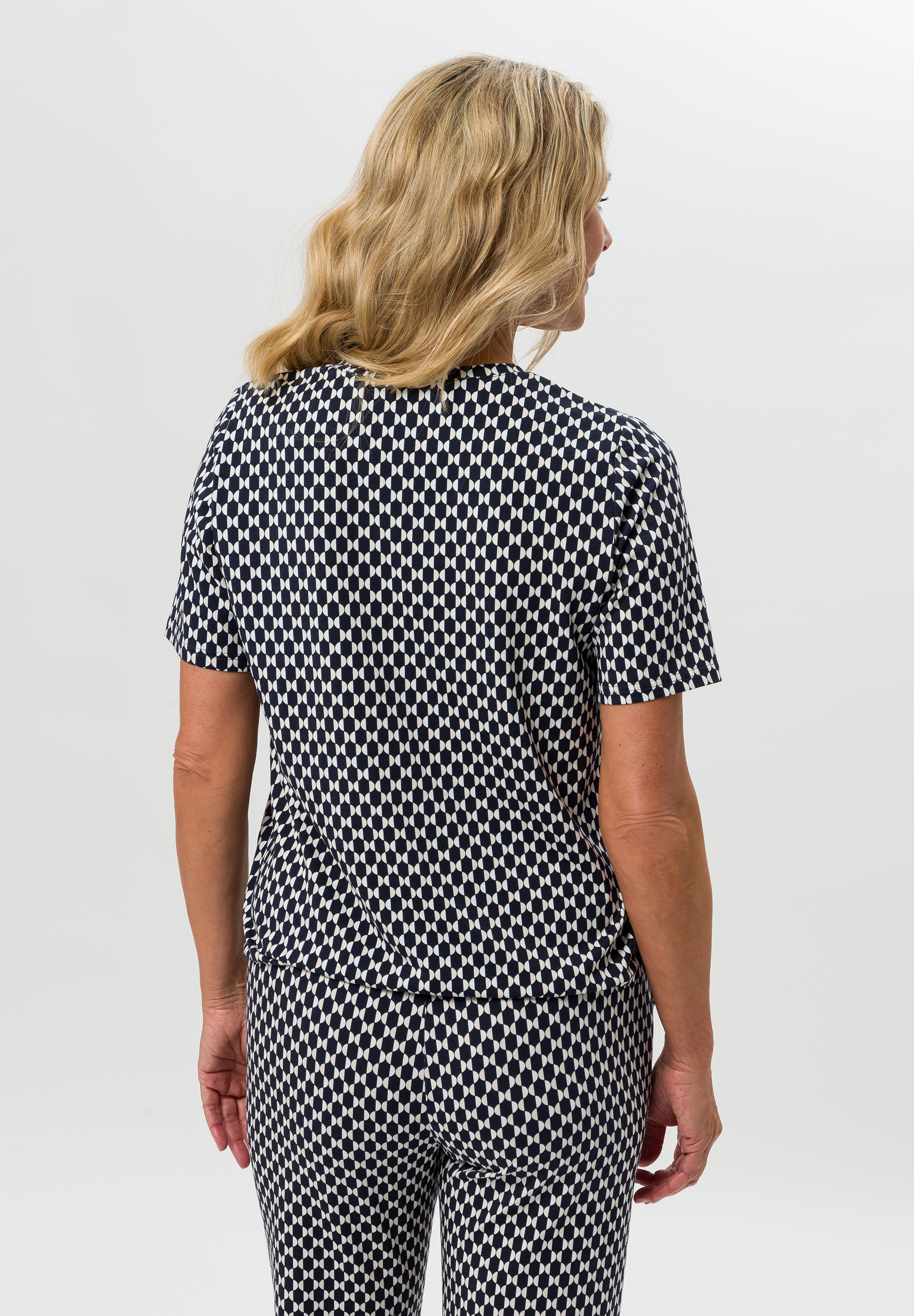Shirt mit graphischem Blickfangprint - Bild 2
