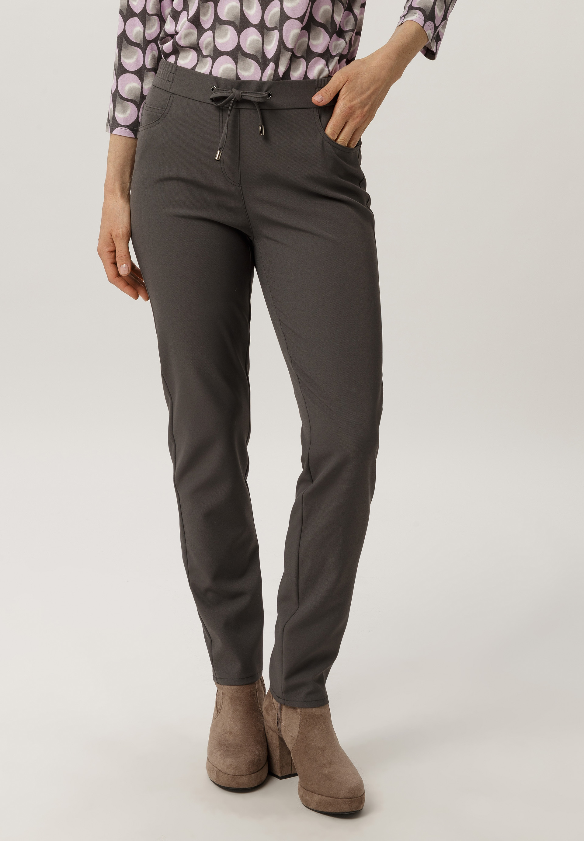 Jogging trousers With a comfort factor Hosen, Erwachsener, Männlich, Mann, Person, Hosen, Erwachsener, Männlich, Mann, Person, Hosen, Erwachsener, Männlich, Mann, Person, Hosen, Erwachsener, Männlich, Mann, Person, Hosen, Erwachsener, Männlich, Mann, Person