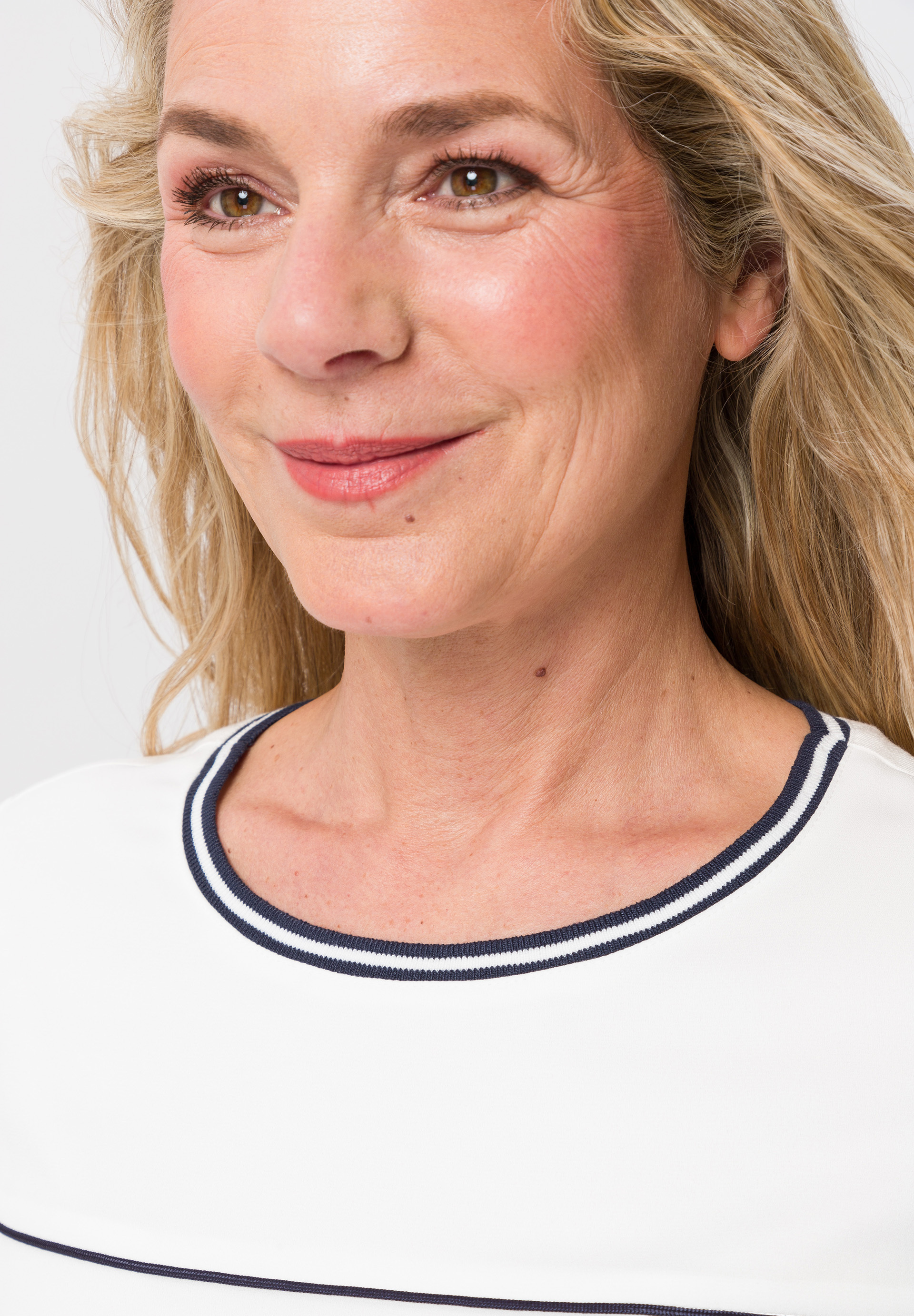 Blusenshirt mit Strickbündchen - Bild 4