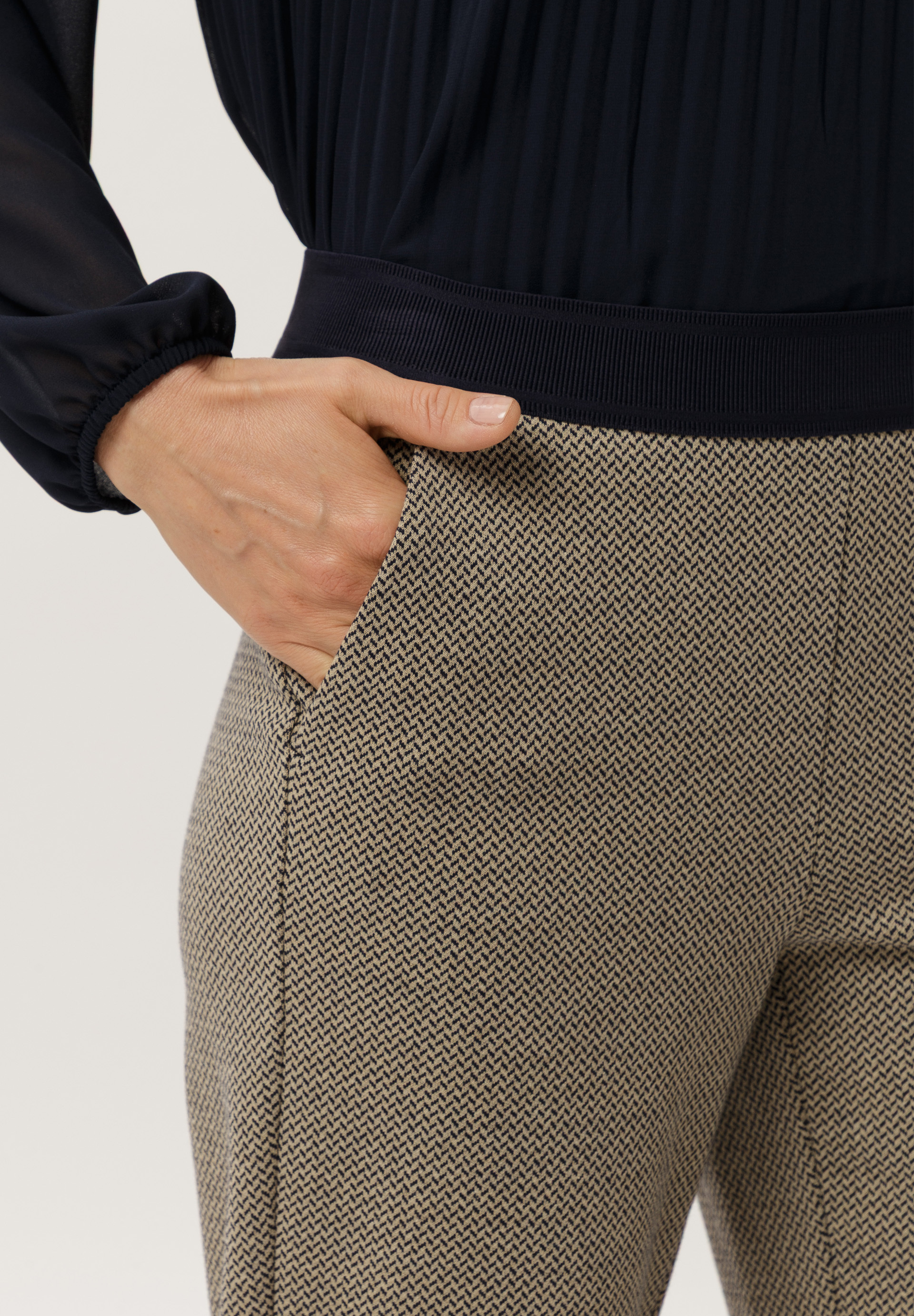 Bekleidung, Hosen, Person, Bekleidung, Hosen, Person, Bekleidung, Hosen, Person, Bekleidung, Hosen, Person, Bekleidung, Hosen, Person, Bekleidung, Hosen, Person, Bekleidung, Hosen, Person, Bekleidung, Hosen, Person