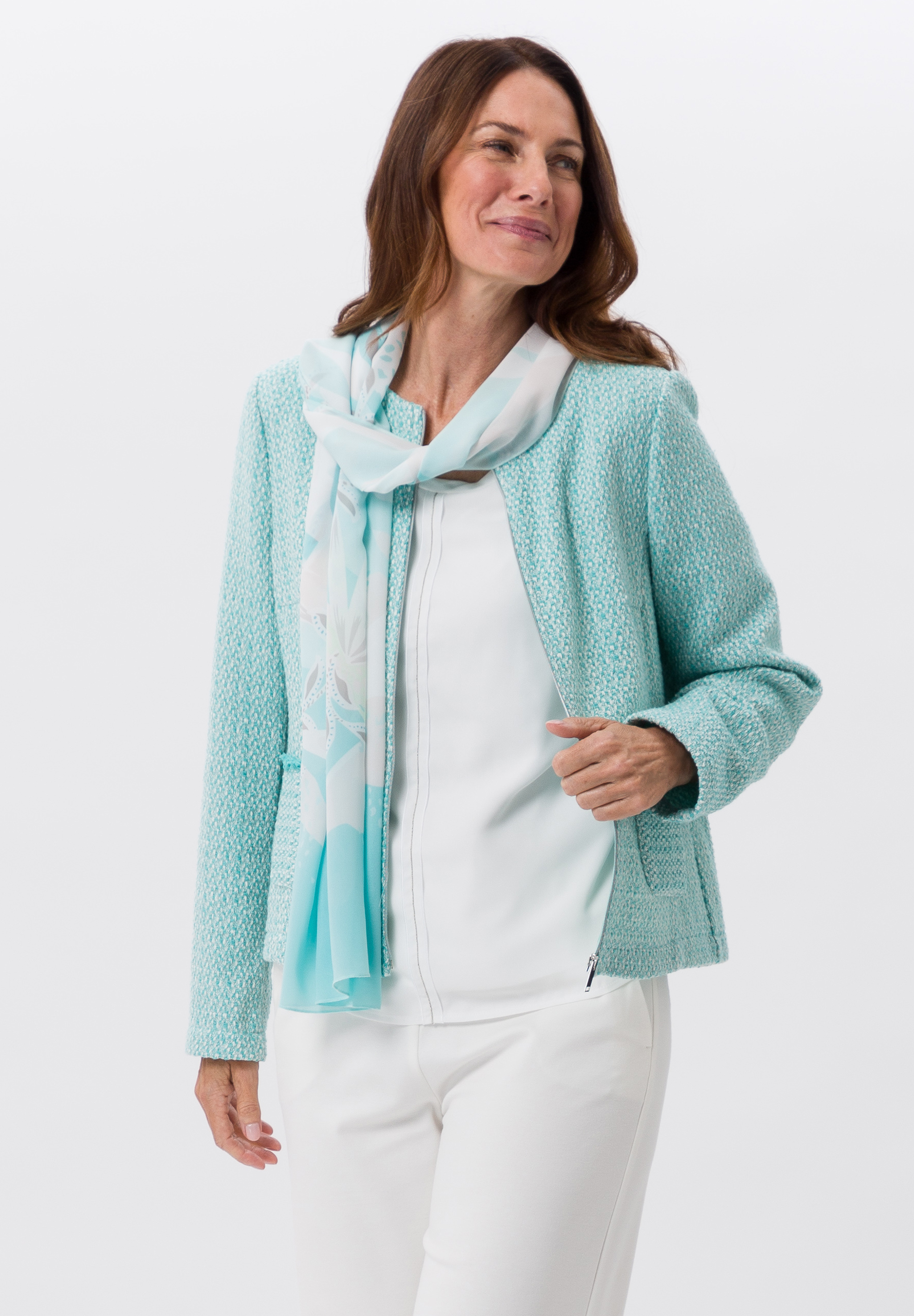 Tuch mit erfrischendem Druck Tuch mit erfrischendem Druck