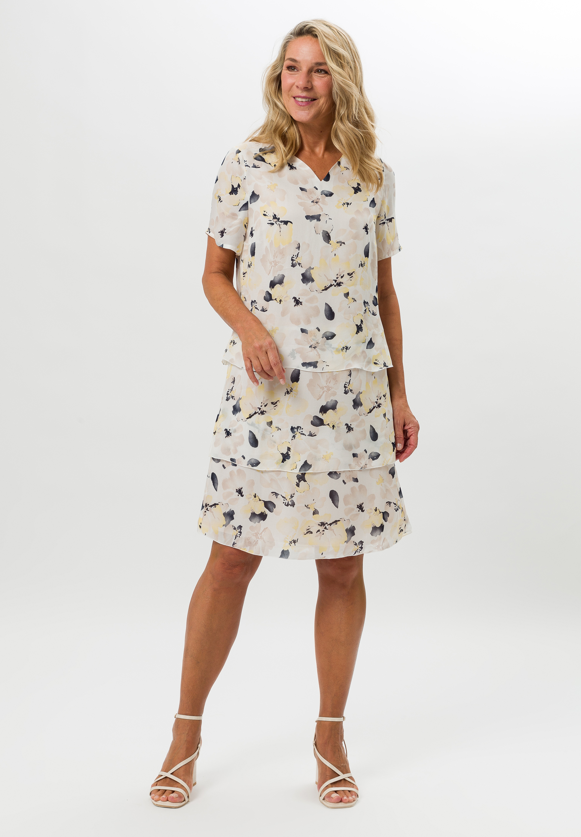 Kleid mit vorteilhaften Stufen - Produktbild 2