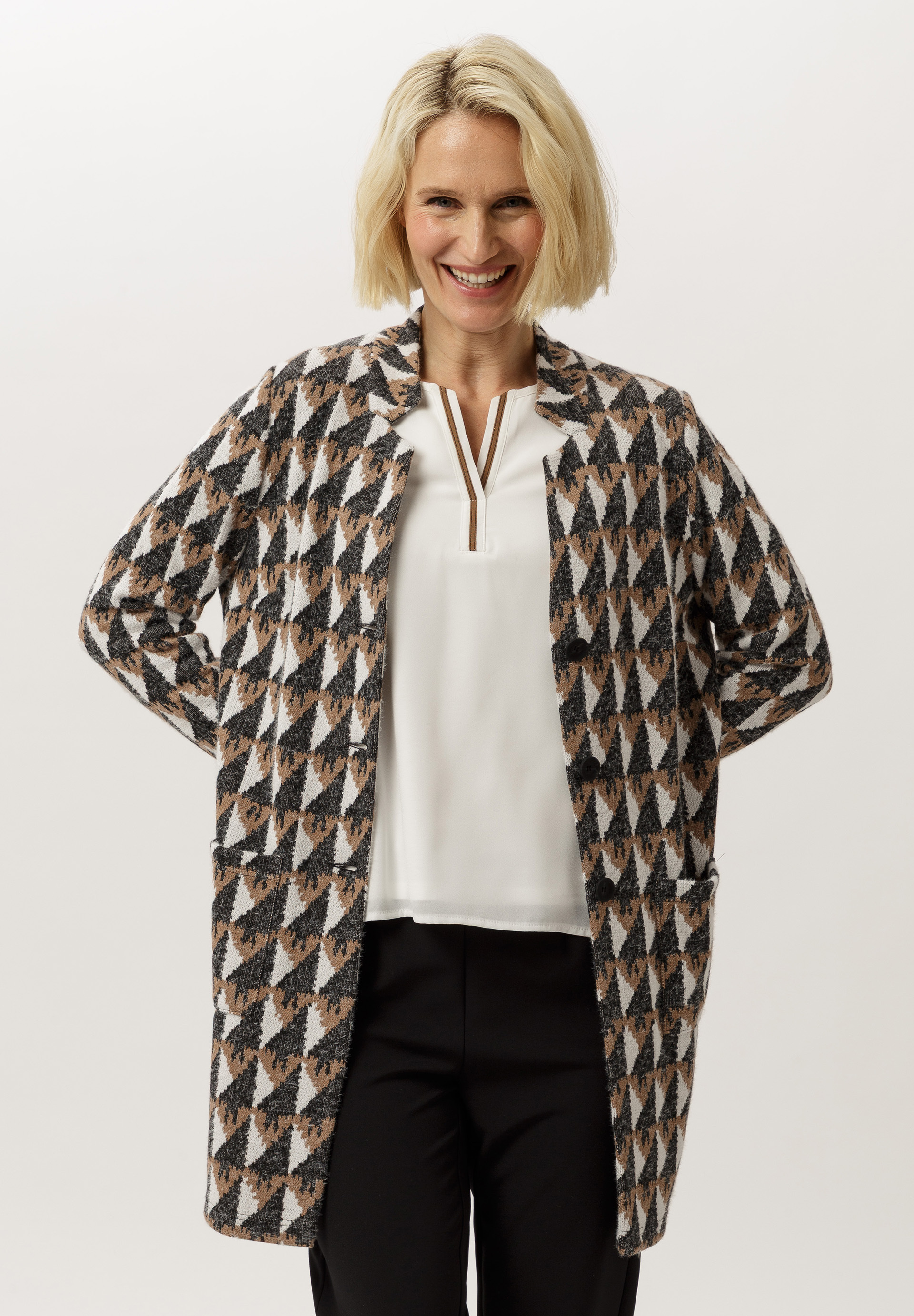 Strickjacke mit Kuschelfaktor - Produktbild 1