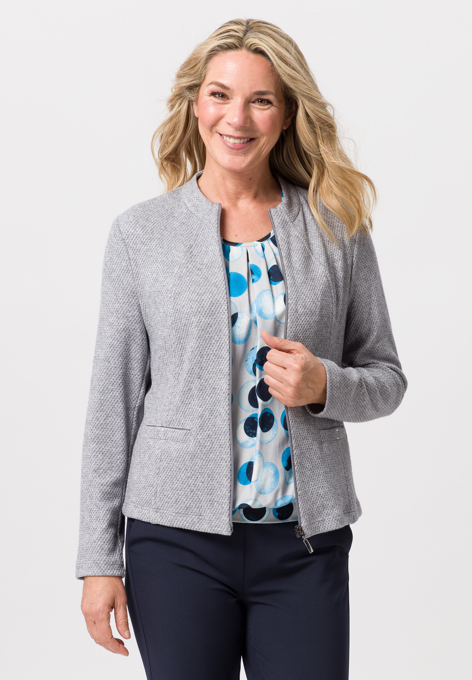 Cardigan in a flattering fit Cardigan in a flattering fit - Product Image 1