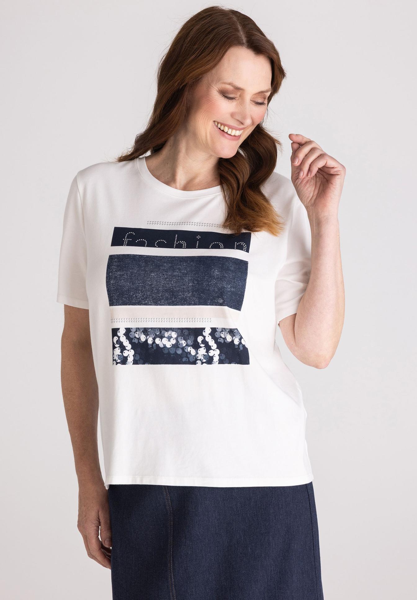 T-Shirt, Weiß, Kurzarm, Grafik-Tee, Pailletten-Akzent, T-shirt, Weiß, Rundhals, Grafikdruck, Sequins, T-Shirt, Weiß, Kurzarm, Shirt mit Muster, Denim-Print, T-Shirt, Weiß, Paillette-Design, Graphic-Top, Kurzarm, T-Shirt, Weiß, Print, Glitzer, Kurzarm