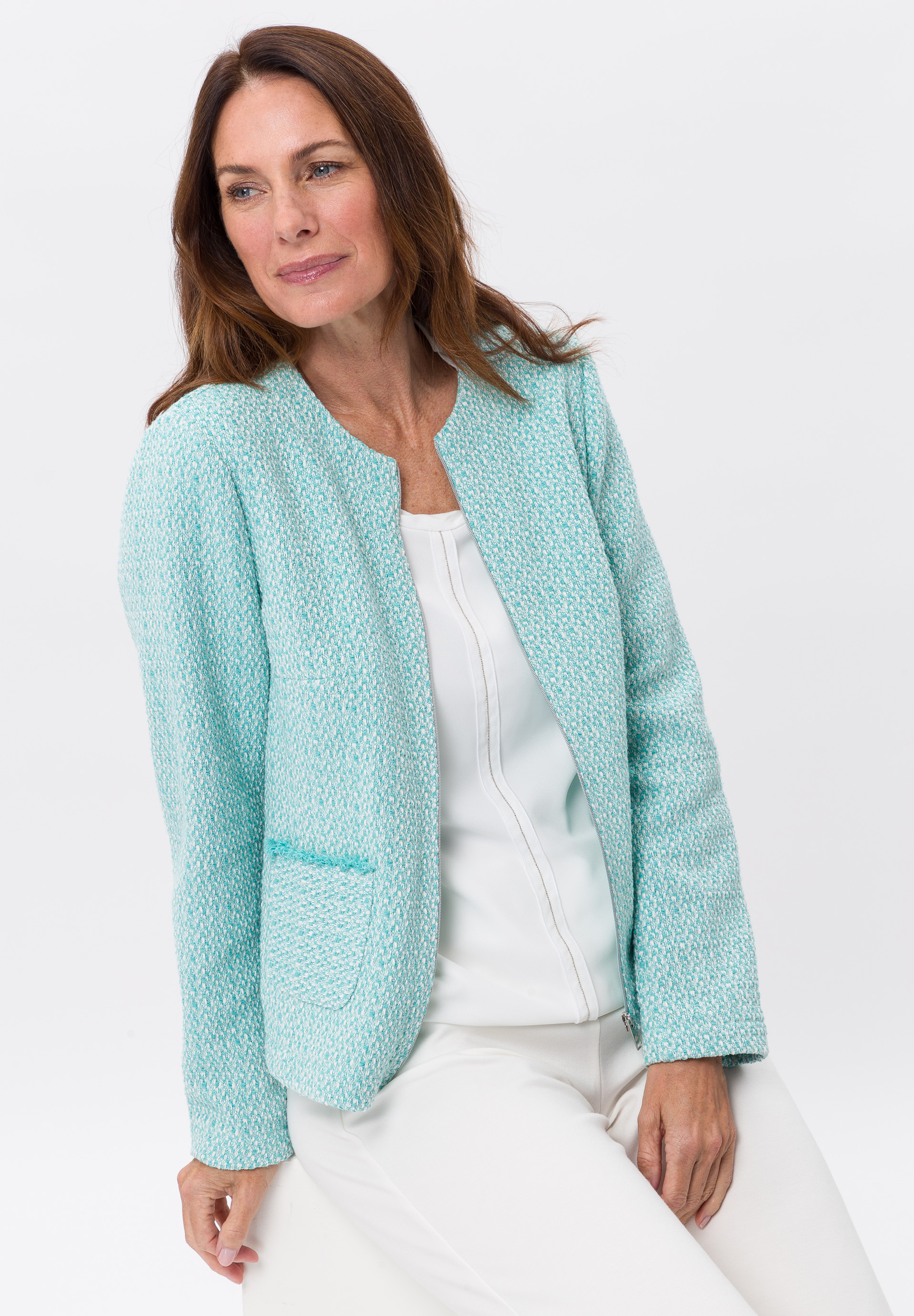 Blazer in femininer Optik - Bild 4