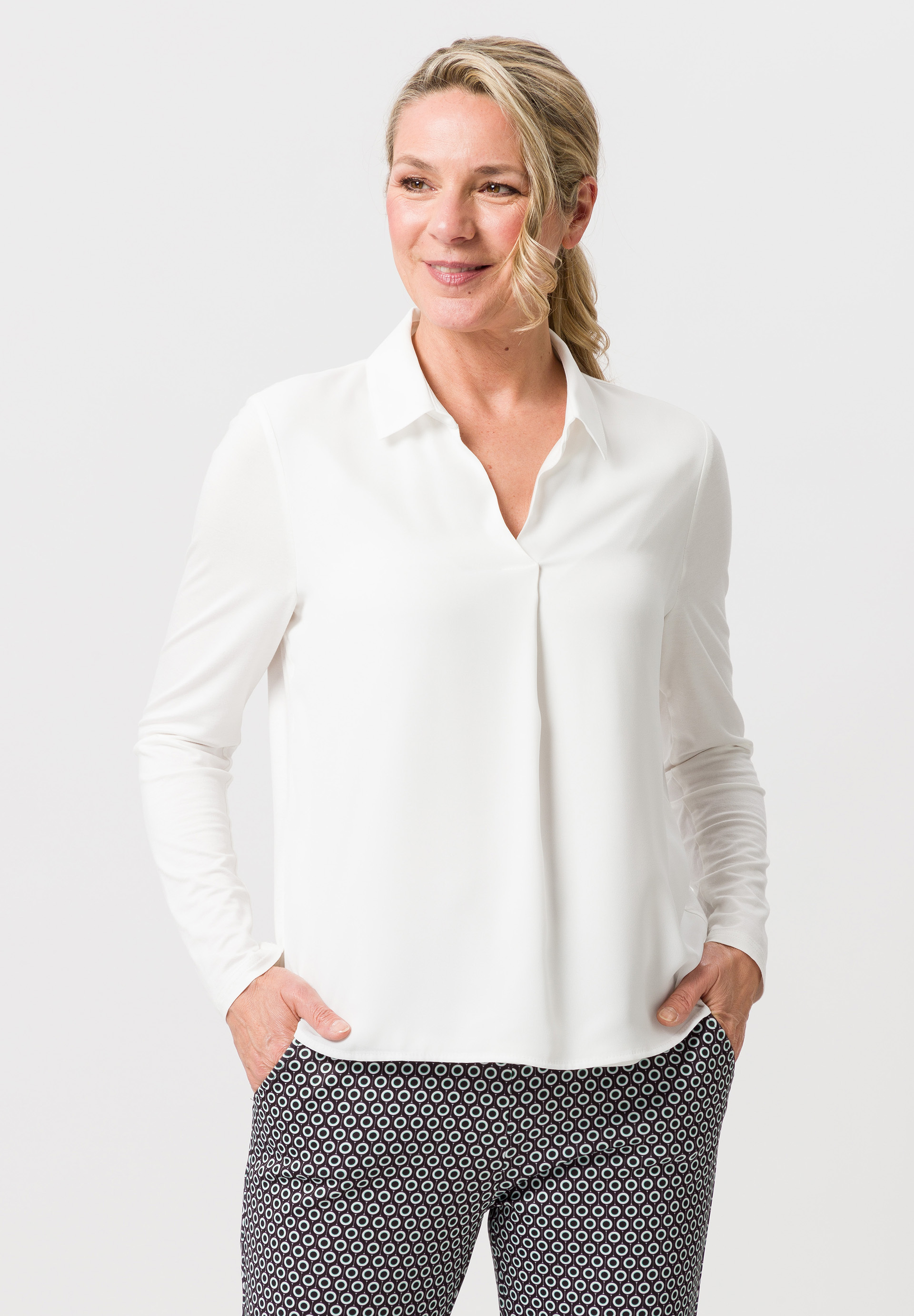 Blusenshirt mit lockerer Falte Blusenshirt mit lockerer Falte - Produktbild 1