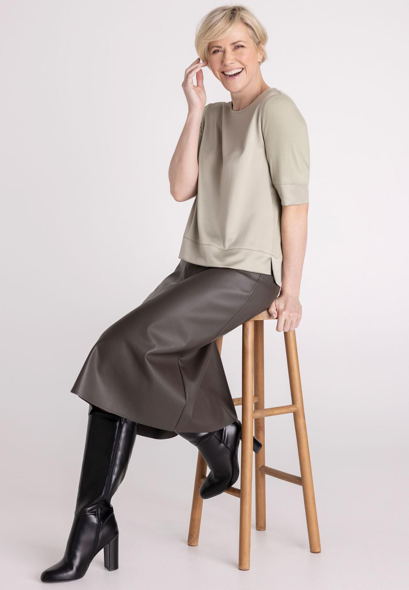 Top, Kleidungsset, Beige, Shortsleeve, Stiefel