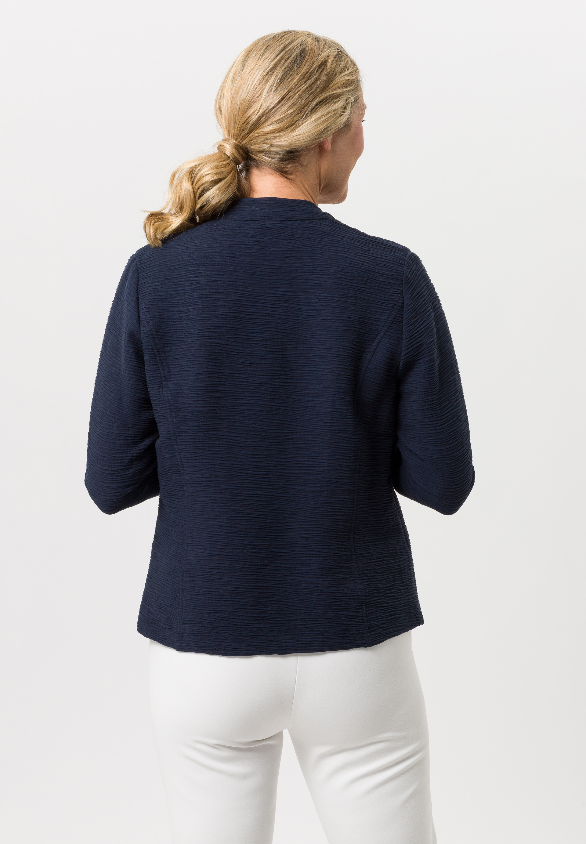 Leichtjacke in modernem Schnitt - Bild 2