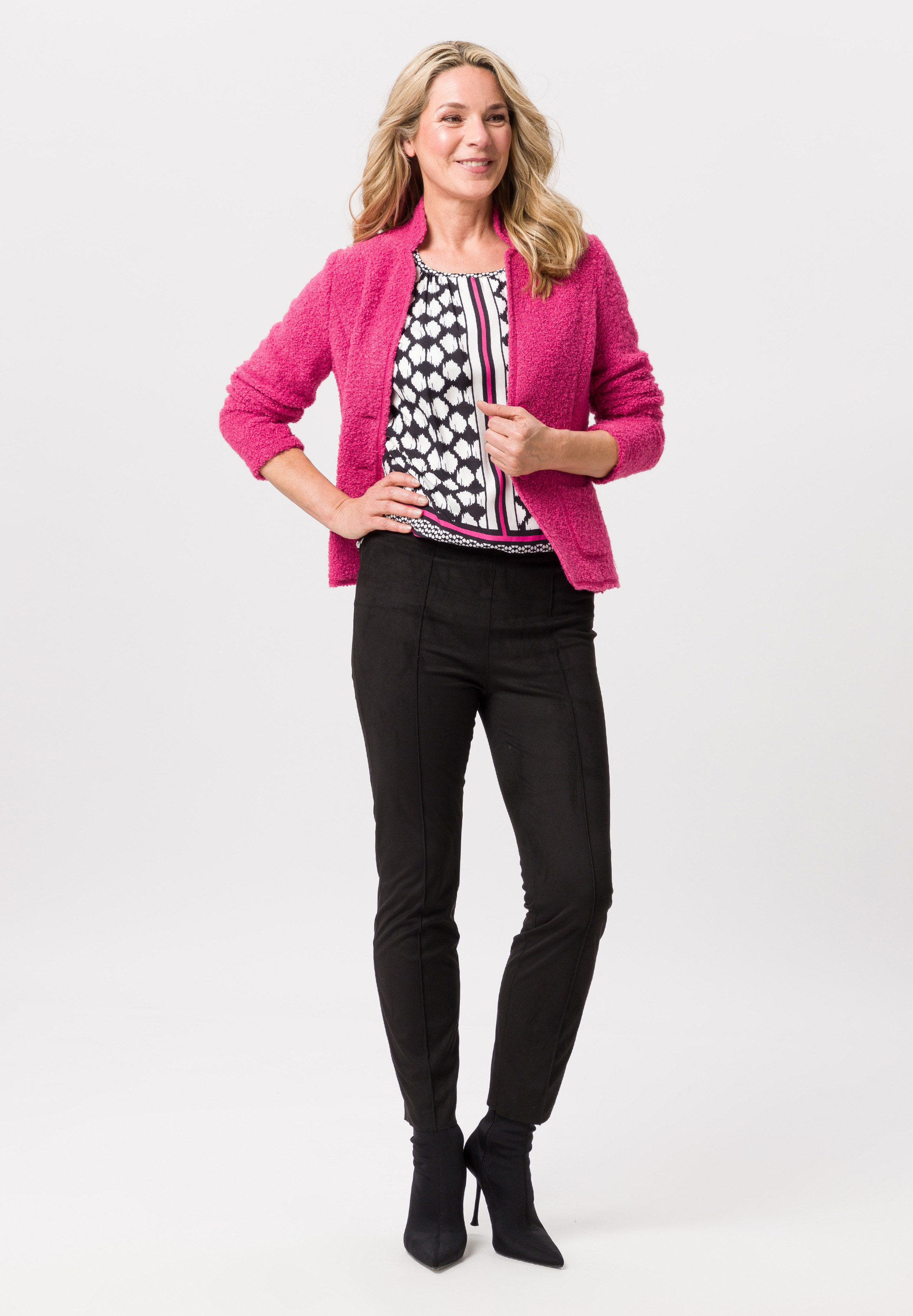 Cardigan with a modern look Cardigan with a modern look - Product Image 2