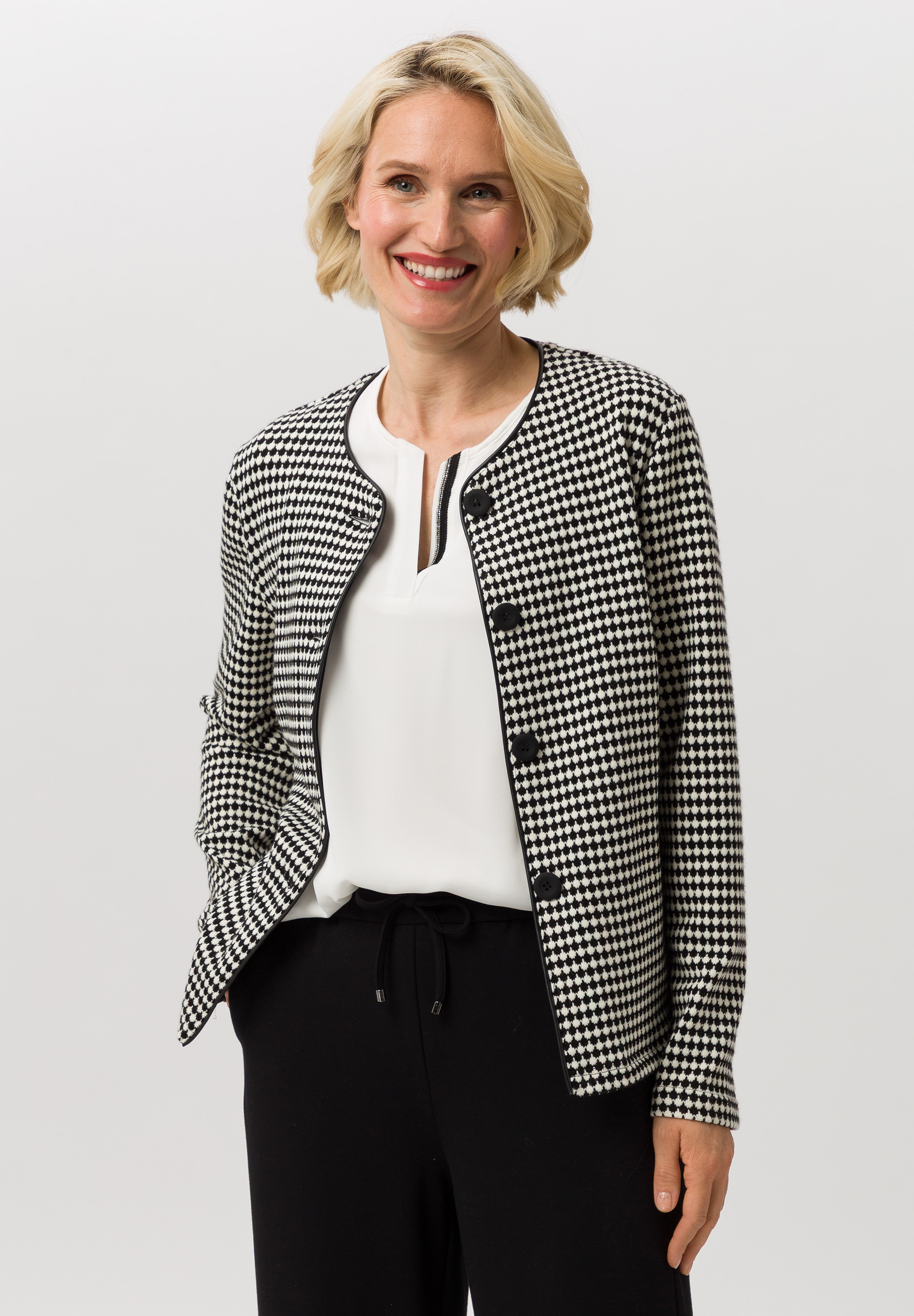 Strickblazer mit Kontrastpiping und Bindegürtel - Produktbild 1
