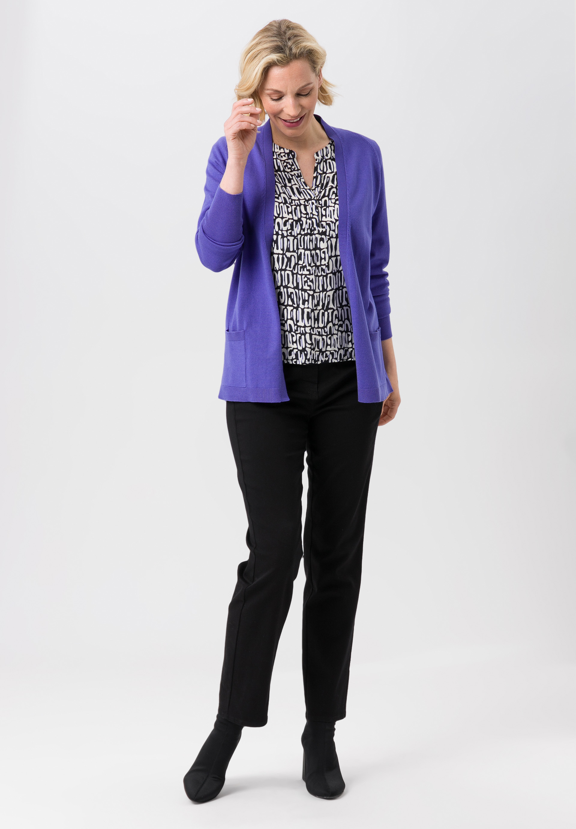 Cardigan mit praktischen Saumtaschen Cardigan mit praktischen Saumtaschen - Product Image 2