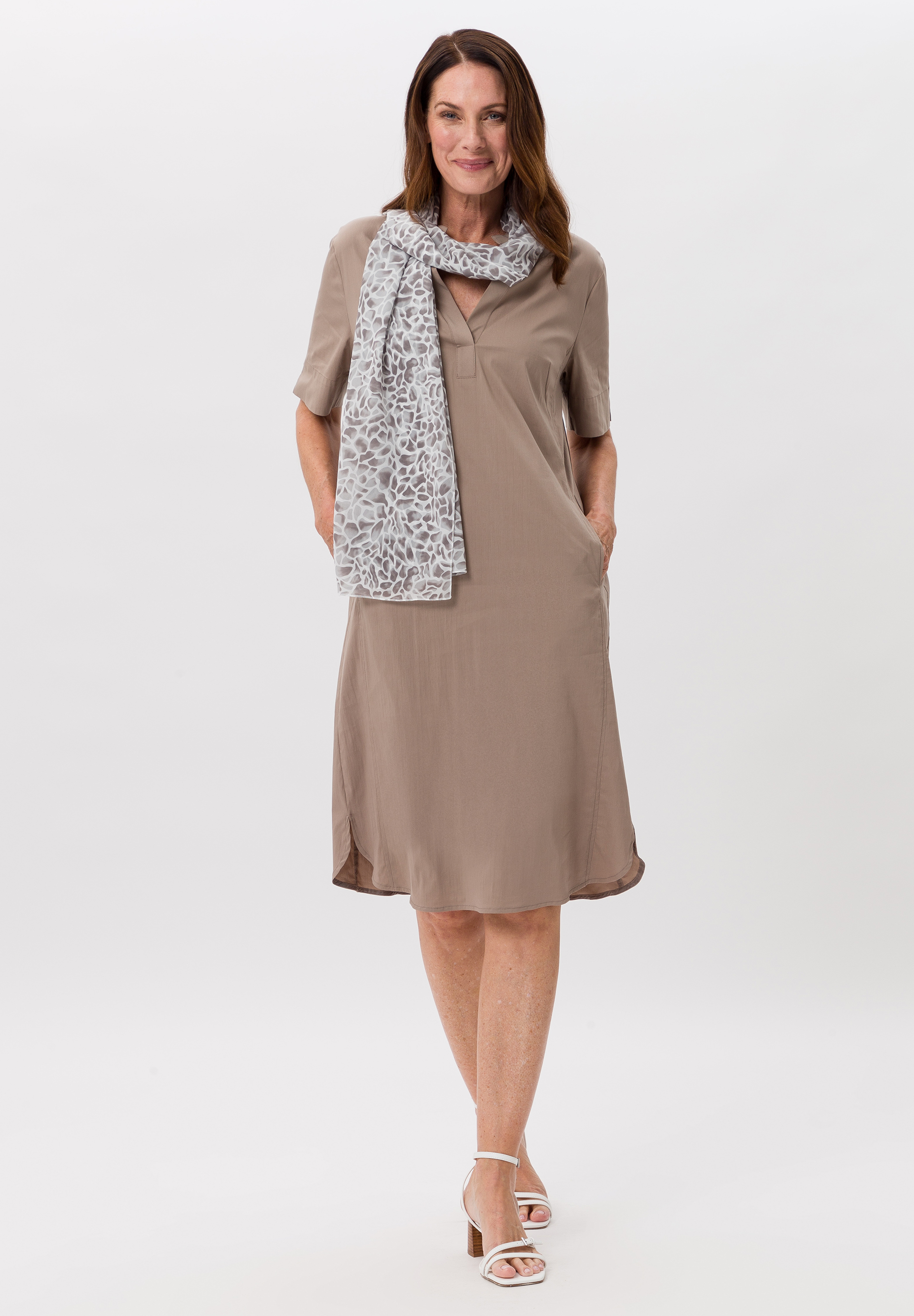 Blusenkleid mit tollem Look - Produktbild 2