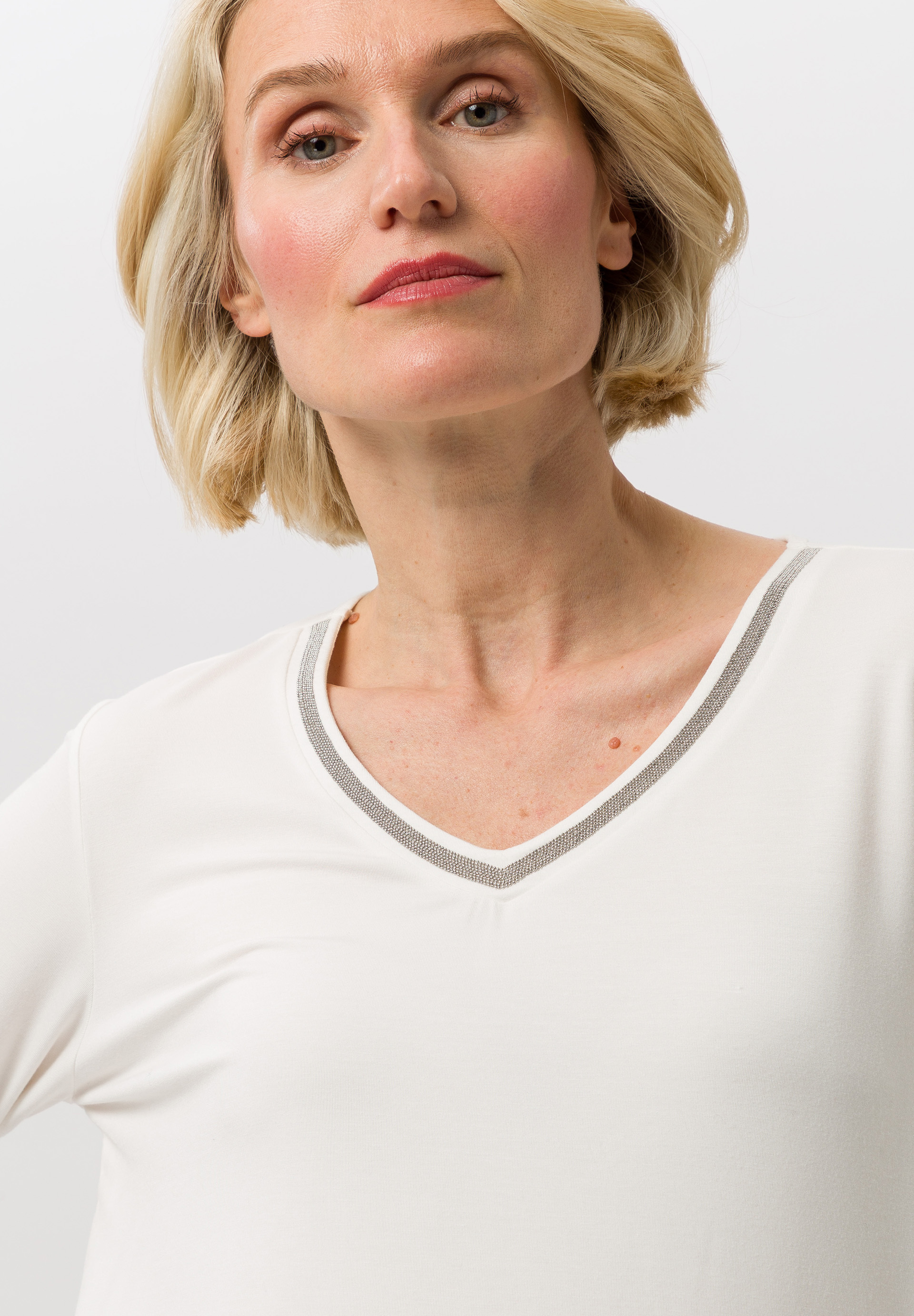 Hals, Person, Blond, Erwachsener, Frau, Hals, Person, Blond, Erwachsener, Frau, Hals, Person, Blond, Erwachsener, Frau, Hals, Person, Blond, Erwachsener, Frau, Hals, Person, Blond, Erwachsener, Frau, Hals, Person, Blond, Erwachsener, Frau
