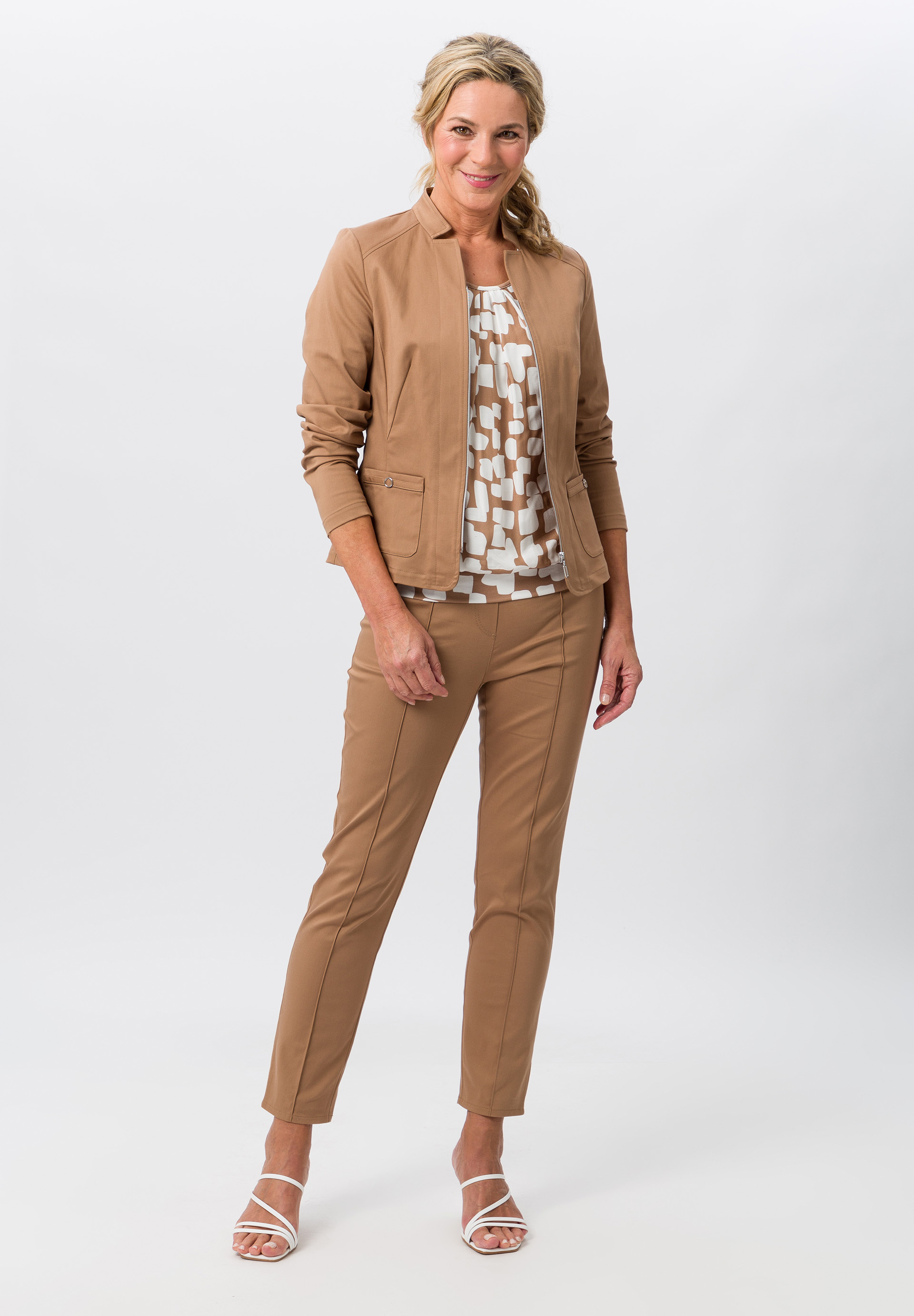 Leichtjacke mit praktischem Reißverschluss - Bild 3 Leichtjacke mit praktischem Reißverschluss - Bild 3