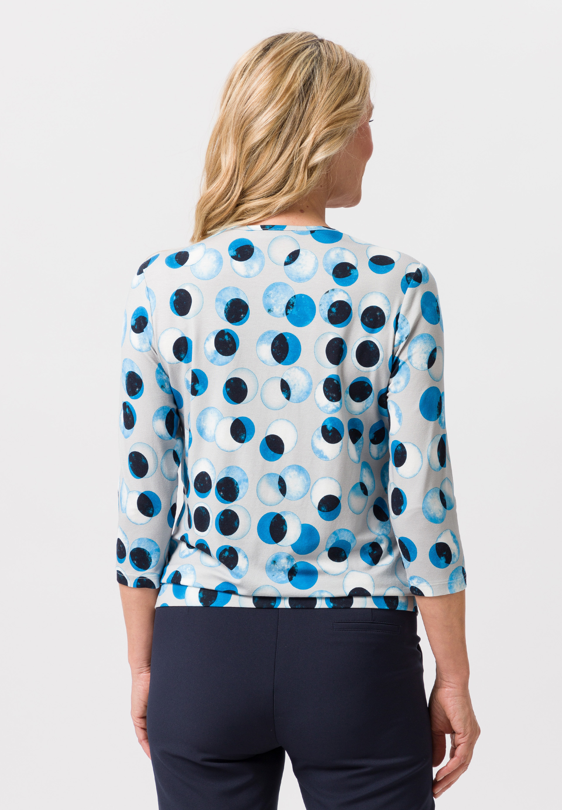 Blusenshirt mit modernem Kullerprint - Bild 2 Blusenshirt mit modernem Kullerprint - Bild 2