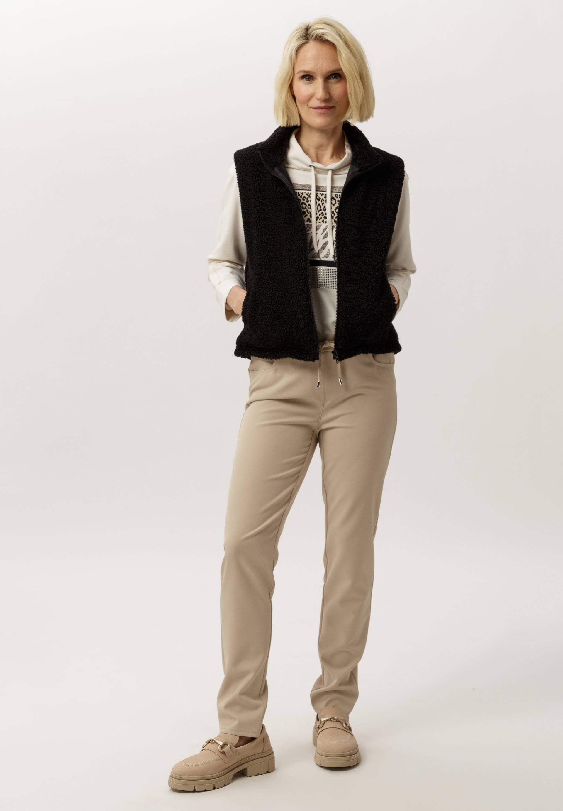 Sweatshirt With motif print and decorative details Sweatshirt With motif print and decorative details - Product Image 2