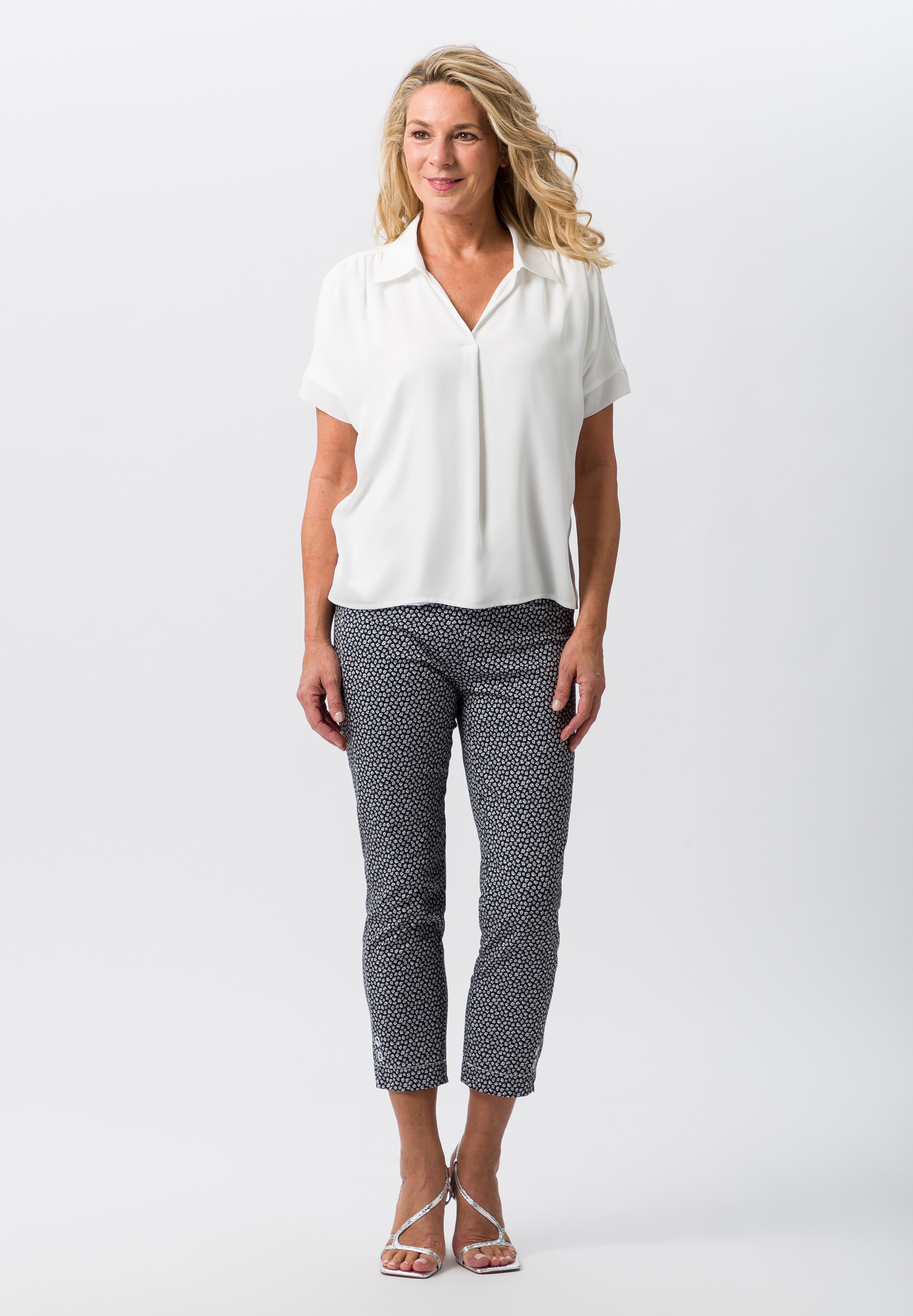 Blusenshirt in figurumspielender Form - Produktbild 2