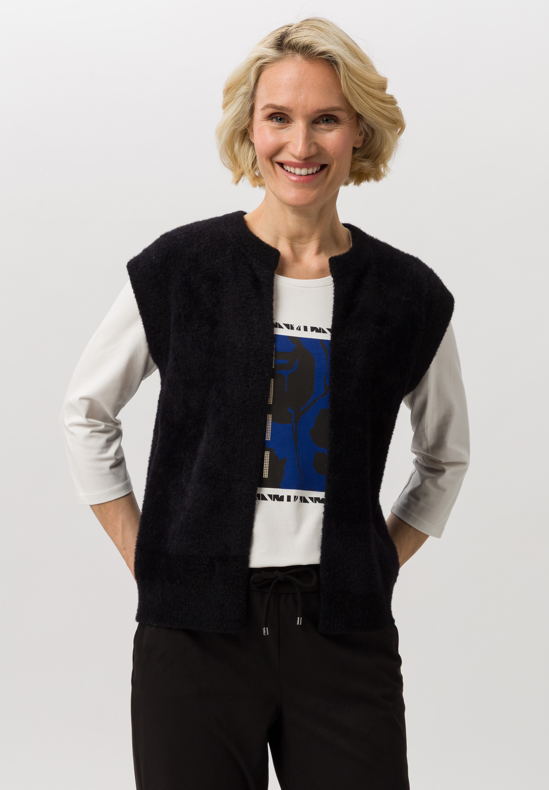 Weste, Pullover, Erwachsener, Person, Frau, Weste, Pullover, Erwachsener, Person, Frau, Weste, Pullover, Erwachsener, Person, Frau, Weste, Pullover, Erwachsener, Person, Frau, Weste, Pullover, Erwachsener, Person, Frau