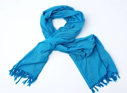 Tying scarves and shawls
