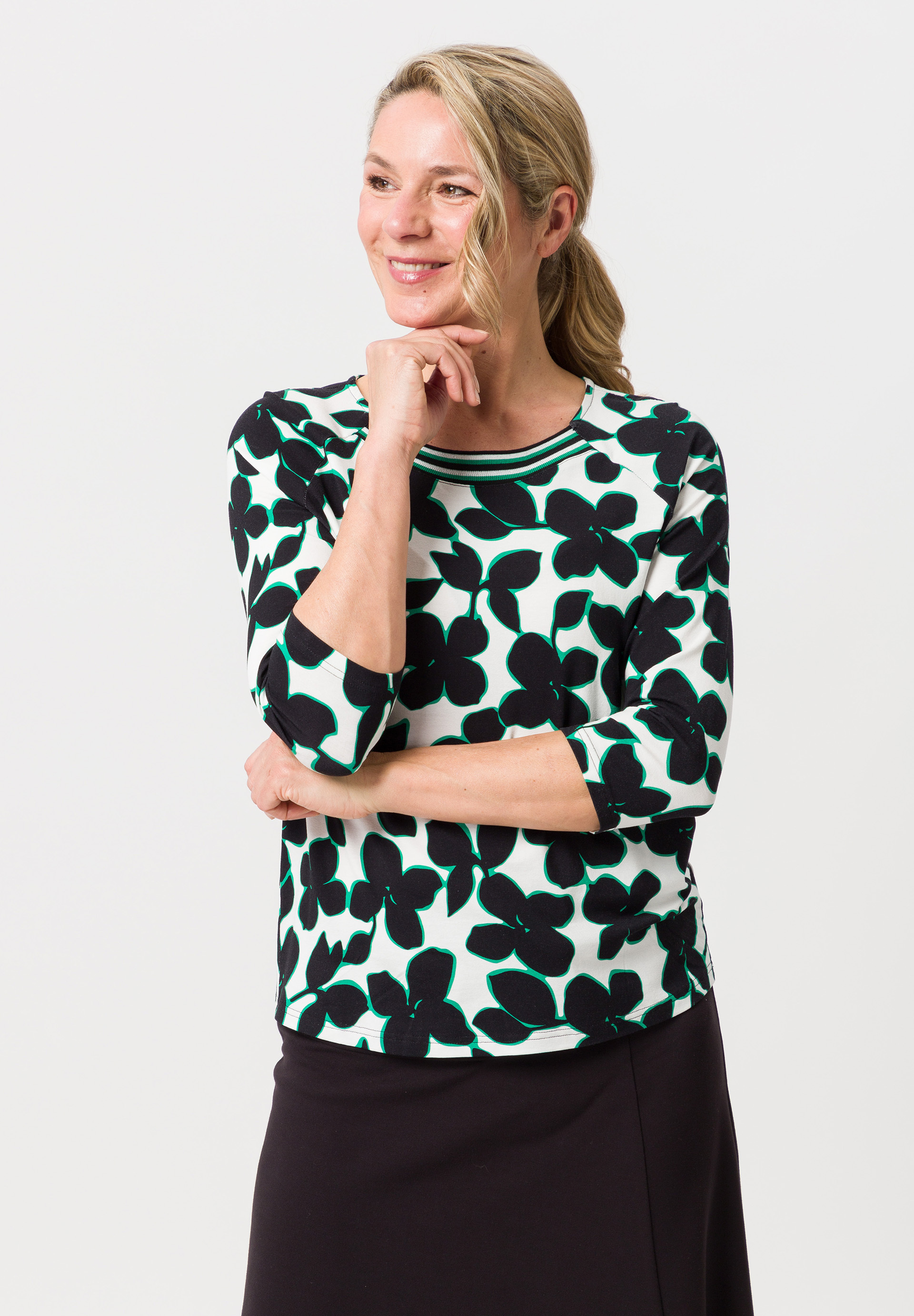 Shirt mit modischem Schnitt - Produktbild 1