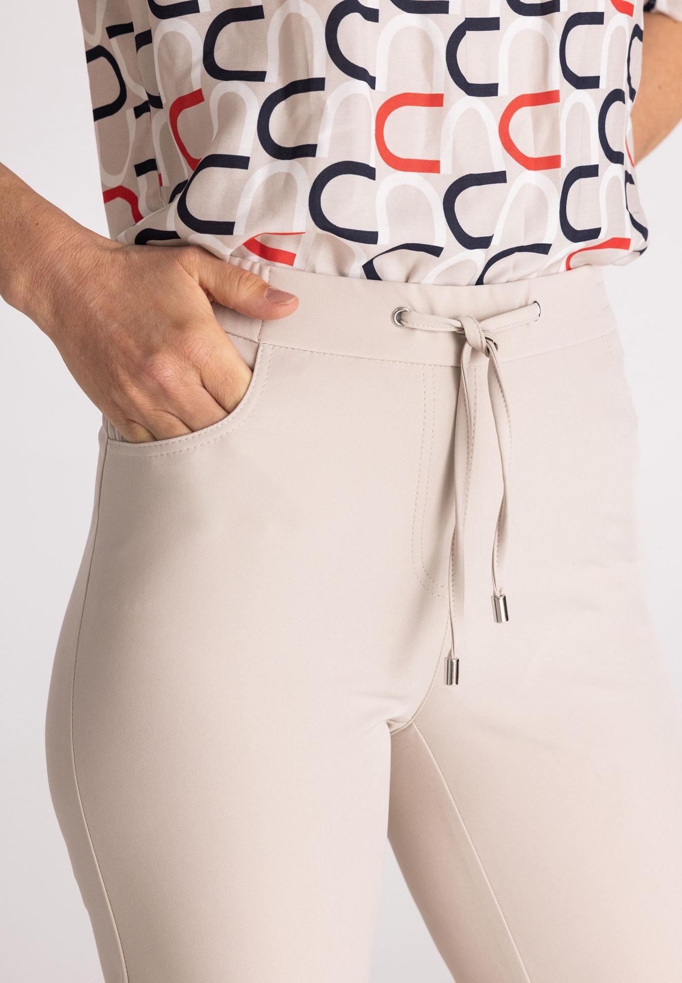 Damenhose, beige, elastischer Bund, Kordelzug, Seitentaschen, Damenhose, Beige, Kordelzug, Seitentaschen, Schmale Passform, Damenhose, Beige, Schlupfhose, Bindegürtel, Seitentaschen, Damenhose, Beige, Kordelzug, Seitentaschen, Schmaler Schnitt