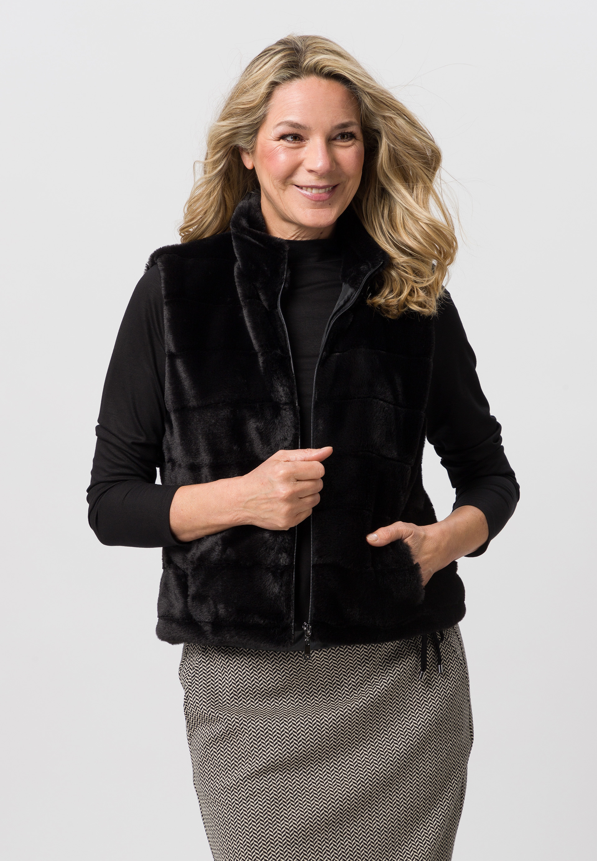 Mantel, Jacke, Erwachsener, Person, Frau, Mantel, Jacke, Erwachsener, Person, Frau, Mantel, Jacke, Erwachsener, Person, Frau, Mantel, Jacke, Erwachsener, Person, Frau, Mantel, Jacke, Erwachsener, Person, Frau