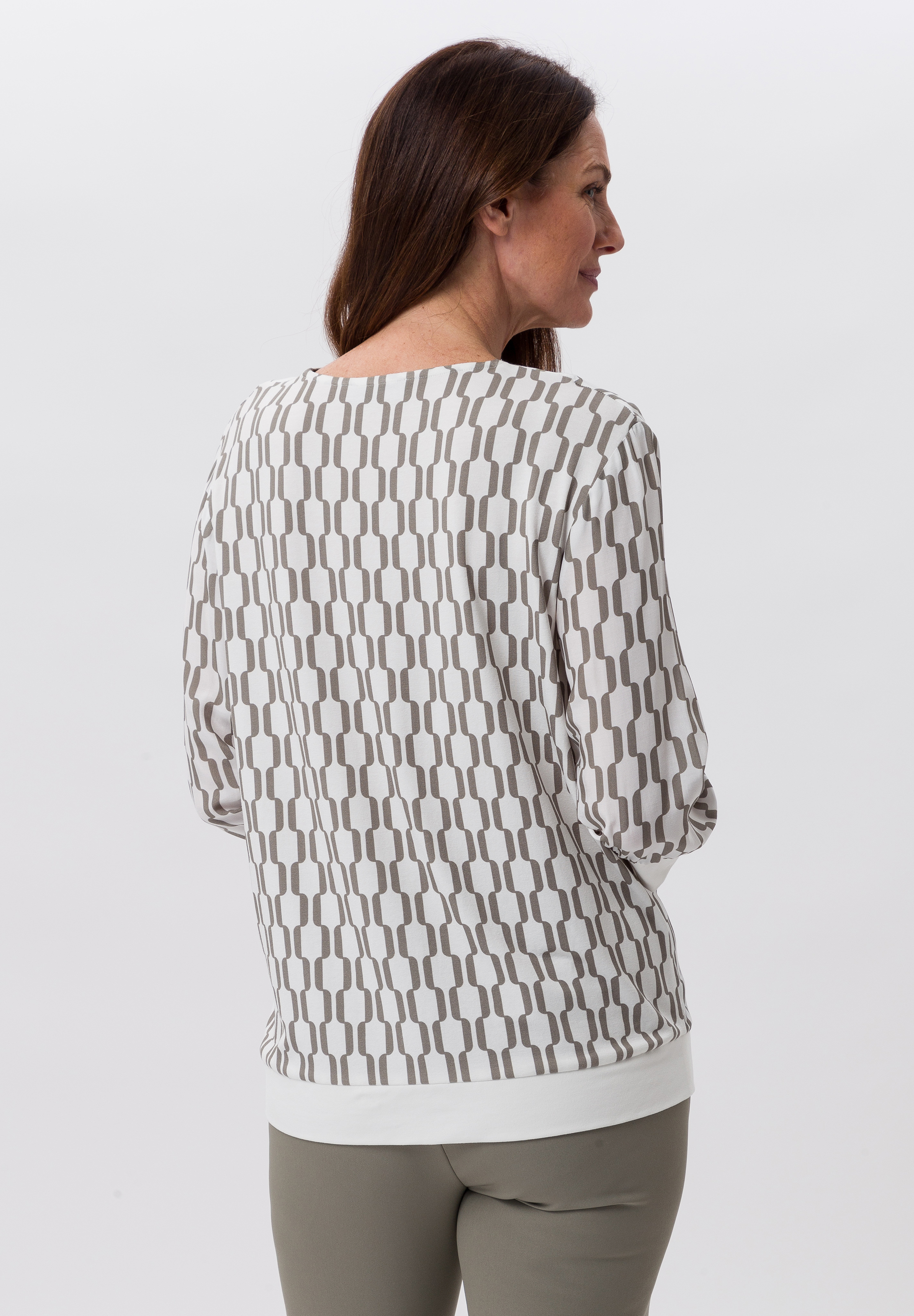 Bluse im graphischem Dessin - Bild 2 Bluse im graphischem Dessin - Bild 2