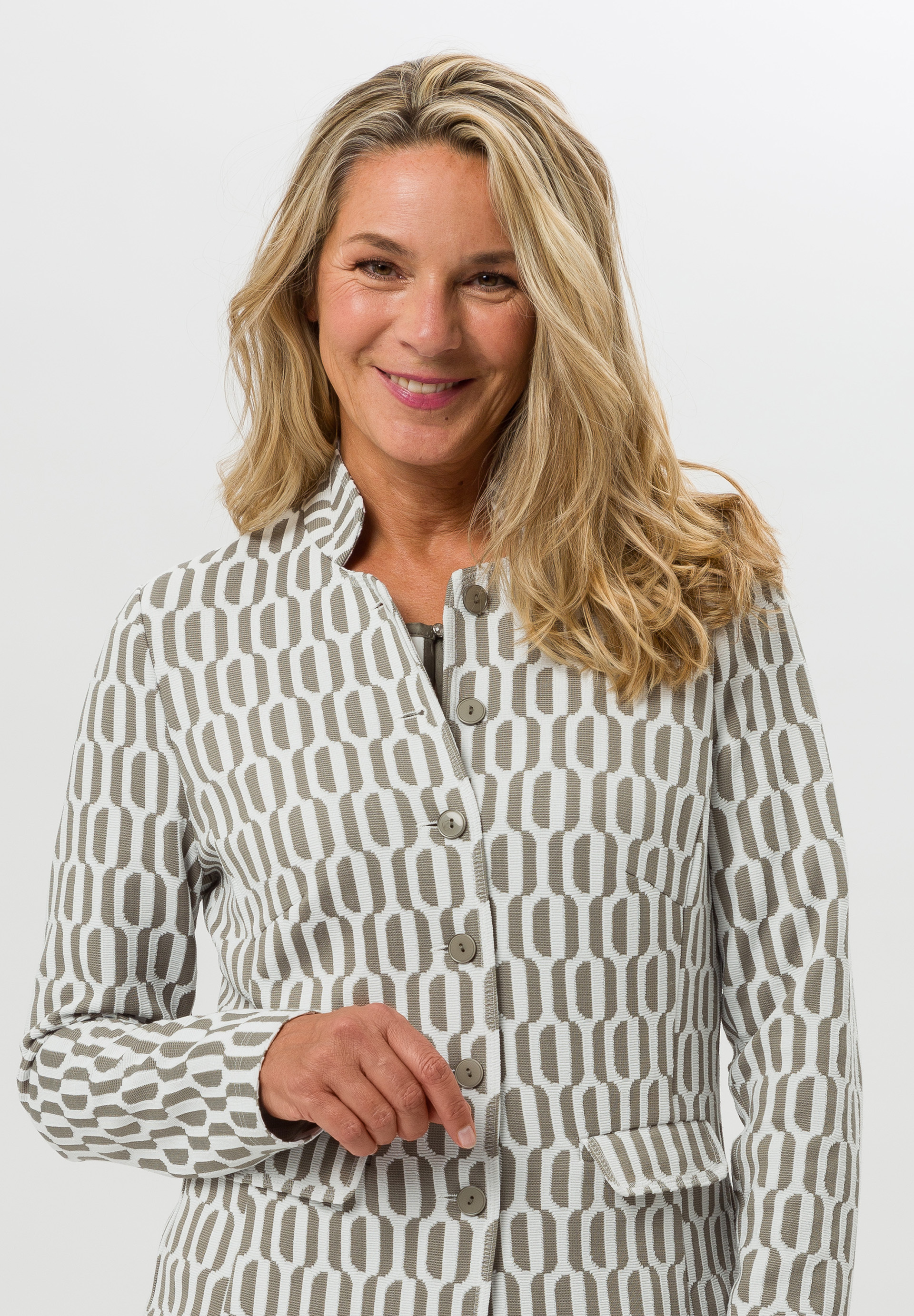 Jerseyblazer im graphischen Dessin - Bild 4 Jerseyblazer im graphischen Dessin - Bild 4