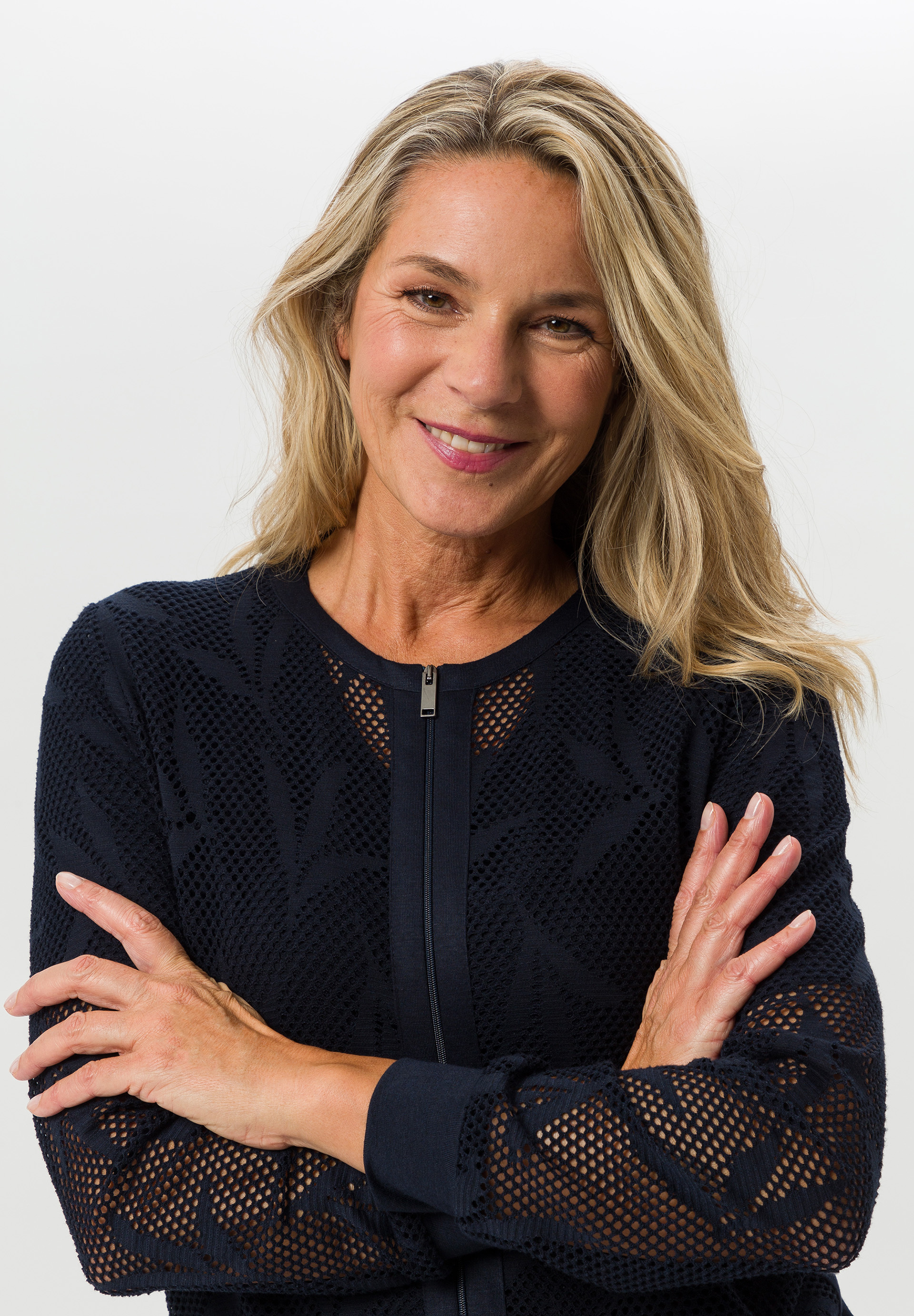 Jacke im Blousonstil mit elastischer Lochspitze - Bild 4
