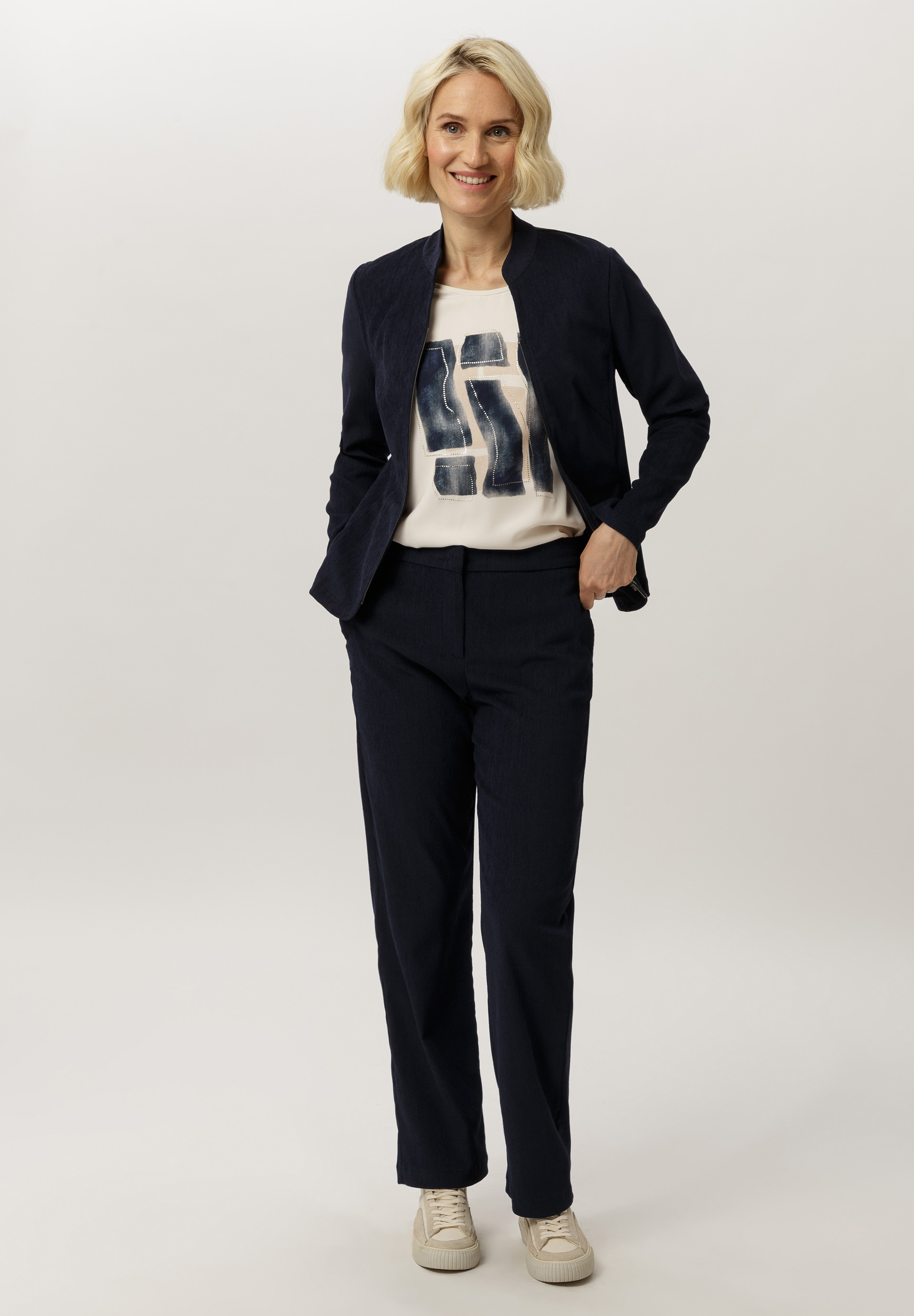 Blazer Made from stretch corduroy and zip fastening Blazer Made from stretch corduroy and zip fastening - Product Image 2