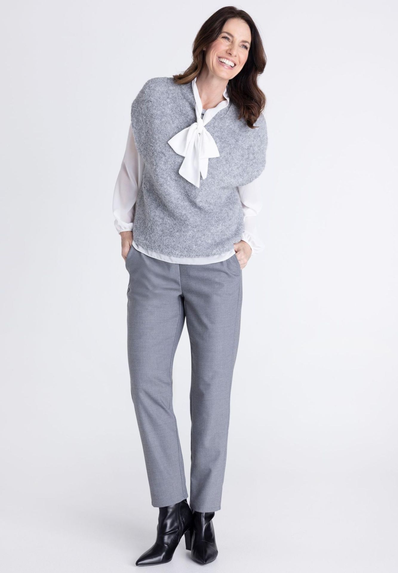 Pullover, Gilet, Strickweste, Hemdbluse, Hose