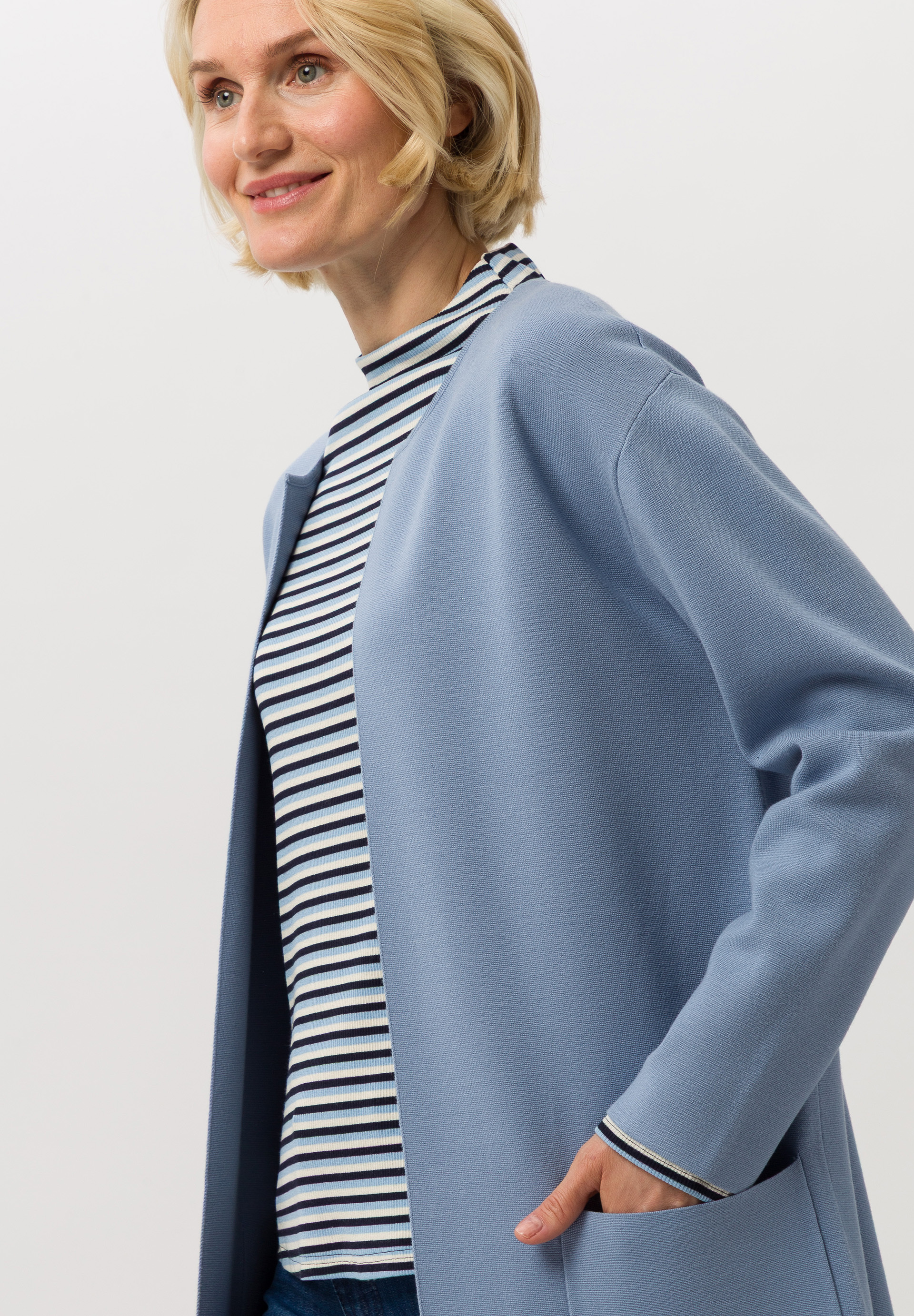 Strickjacke mit offenen Kanten - Bild 4