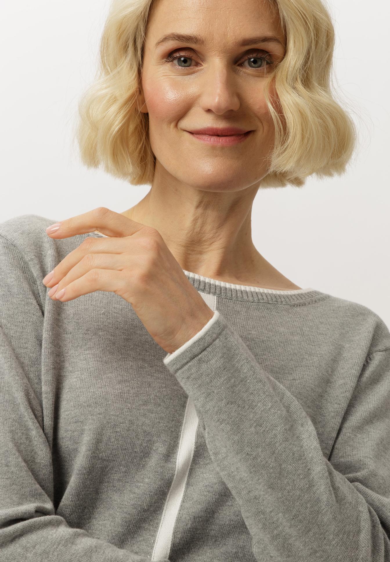Cardigan, Grau, Strick, Langarm, Rundhalsausschnitt, Kleidung, Sweatshirt, Graues Kleidungsstück, Rundhalsausschnitt, Strickstoff, cardigan, grau, strick, rundhals, kurzärmig, Grauer Pullover, Sweatshirt, Baumwolle, Rundhalsausschnitt, Oversized?