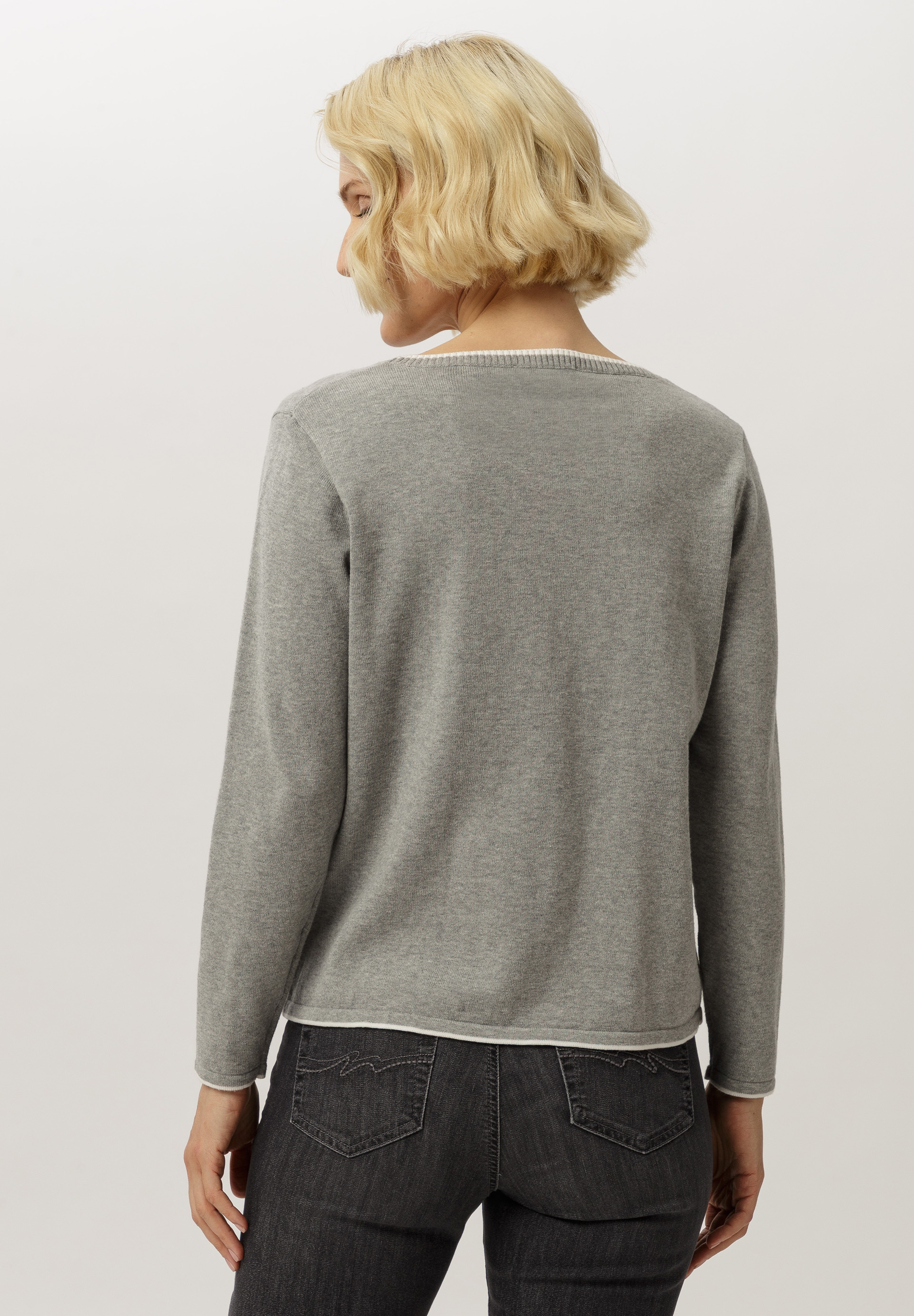 Sweater With contrasting colour accents - Bild 2 Strickwaren, Pullover, Langarm, Person, Frau, Strickwaren, Pullover, Langarm, Person, Frau, Strickwaren, Pullover, Langarm, Person, Frau, Strickwaren, Pullover, Langarm, Person, Frau, Strickwaren, Pullover, Langarm, Person, Frau