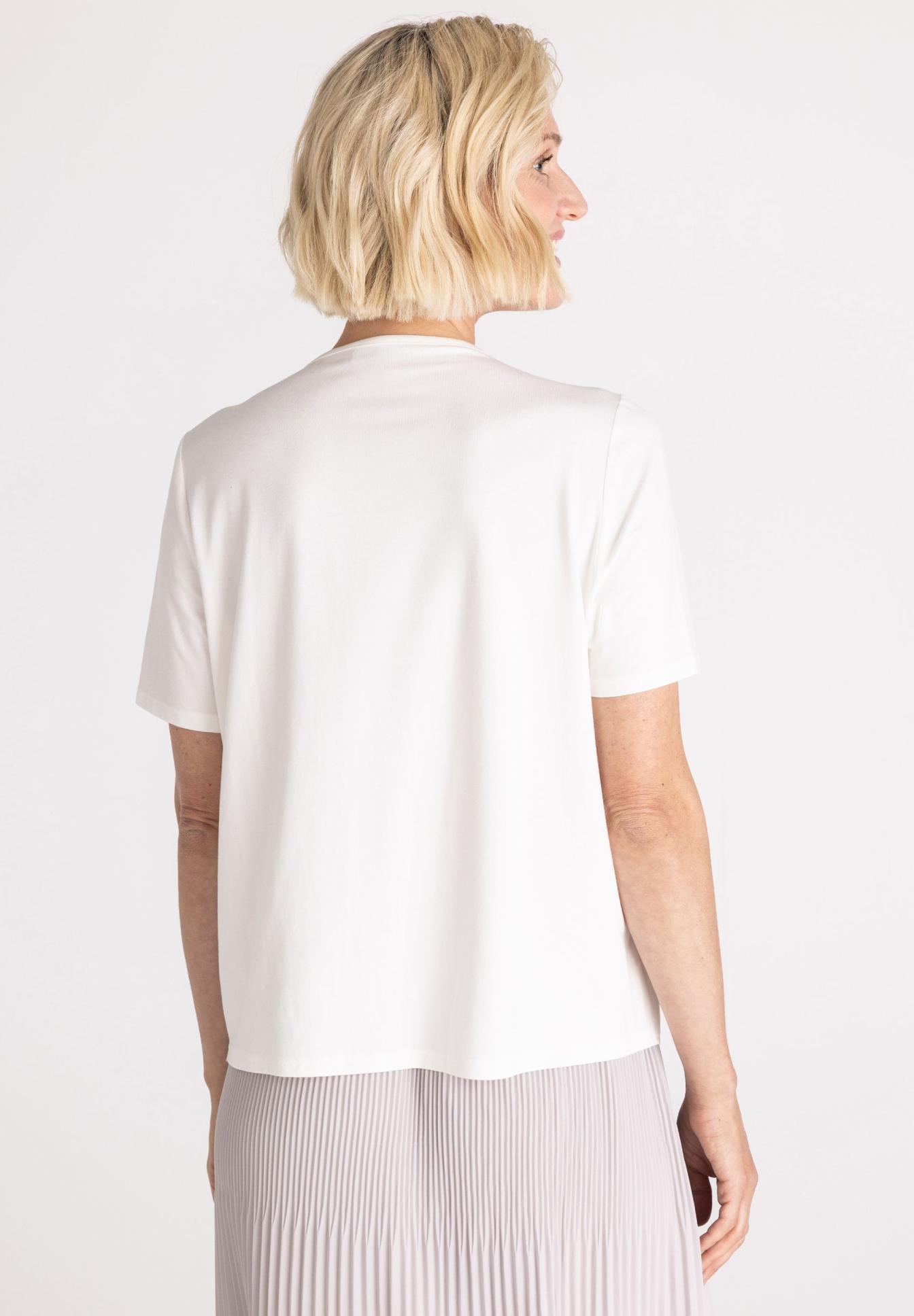 T-Shirt, Weiße Bluse, Kurzarm, Weiß, Oberteil, T-Shirt, Weiß, Kurzarm, Rundhalsausschnitt, Einfarbig, T-Shirt, Kurzarmliges, Weiß, Rückansicht, Casualoberteil, Kurzärmlig, Weißes Oberteil, T-Shirt, Baumwolle, Luftig geschnitten