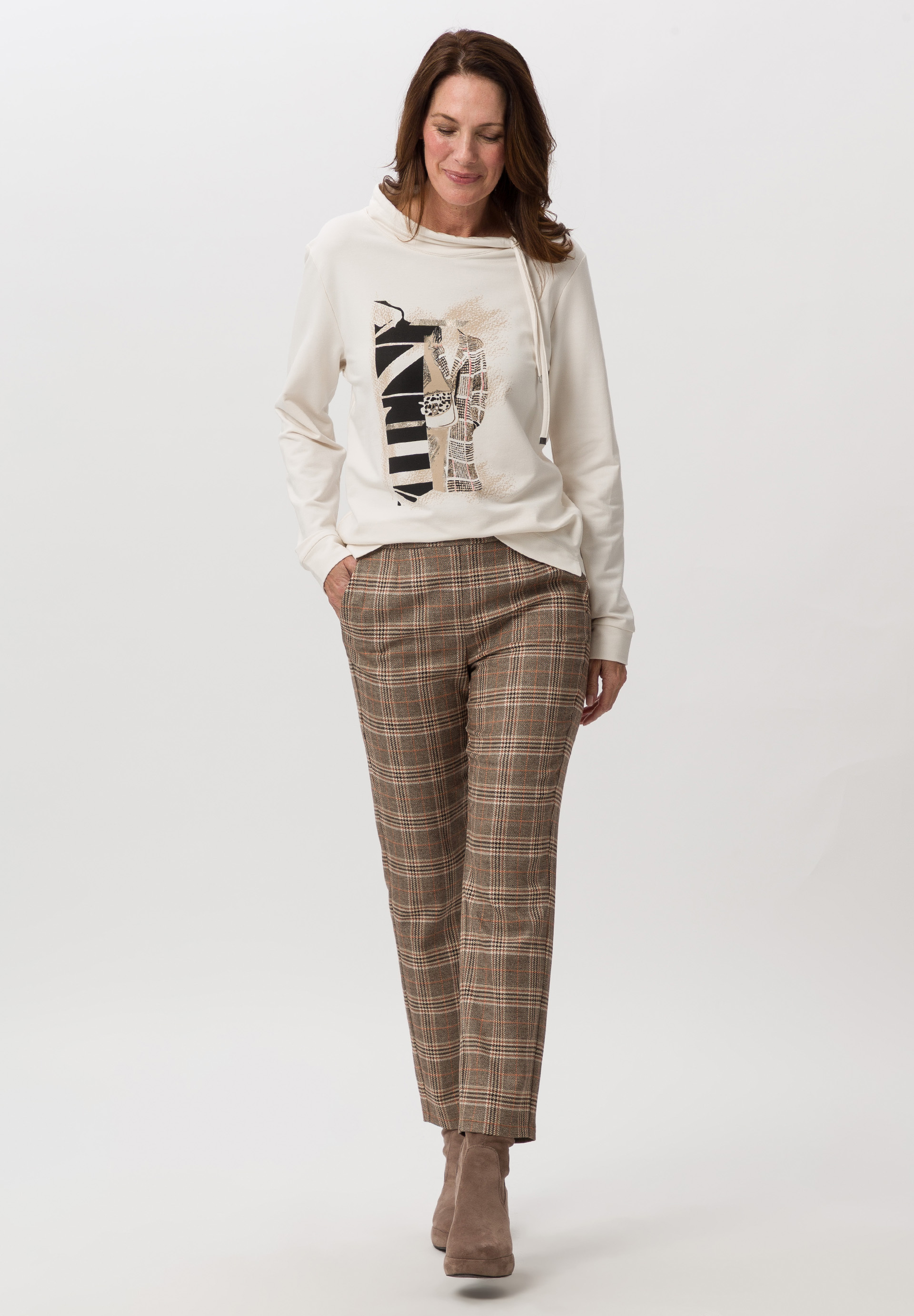 Sweatshirt With placement print Sweatshirt With placement print - Product Image 2