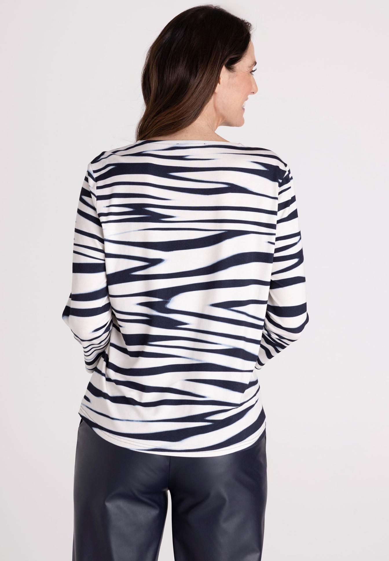 Langarmshirt, Zebraprint, Streifenmuster, Weißblau, Baumwolle/ Jersey, Rundhals-Shirt, Zebr Muster, Langarm, Weiß navy, Kunstlederhose??, Langarmshirt, Druck Zebra, Streifenmuster, Weiß, Navy