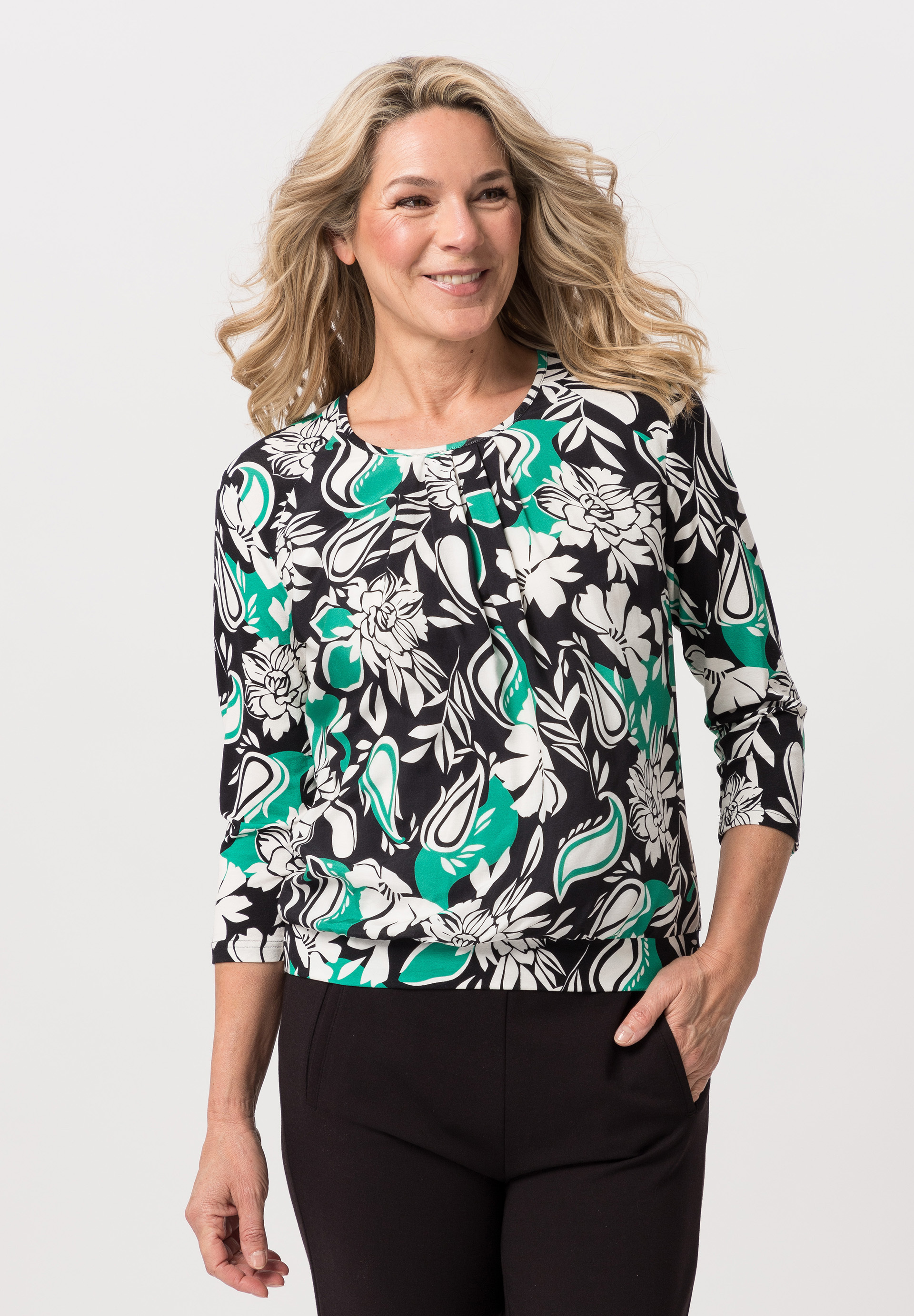 Blouse shirt with floral design - Bild 1 Blouse shirt with floral design - Bild 1