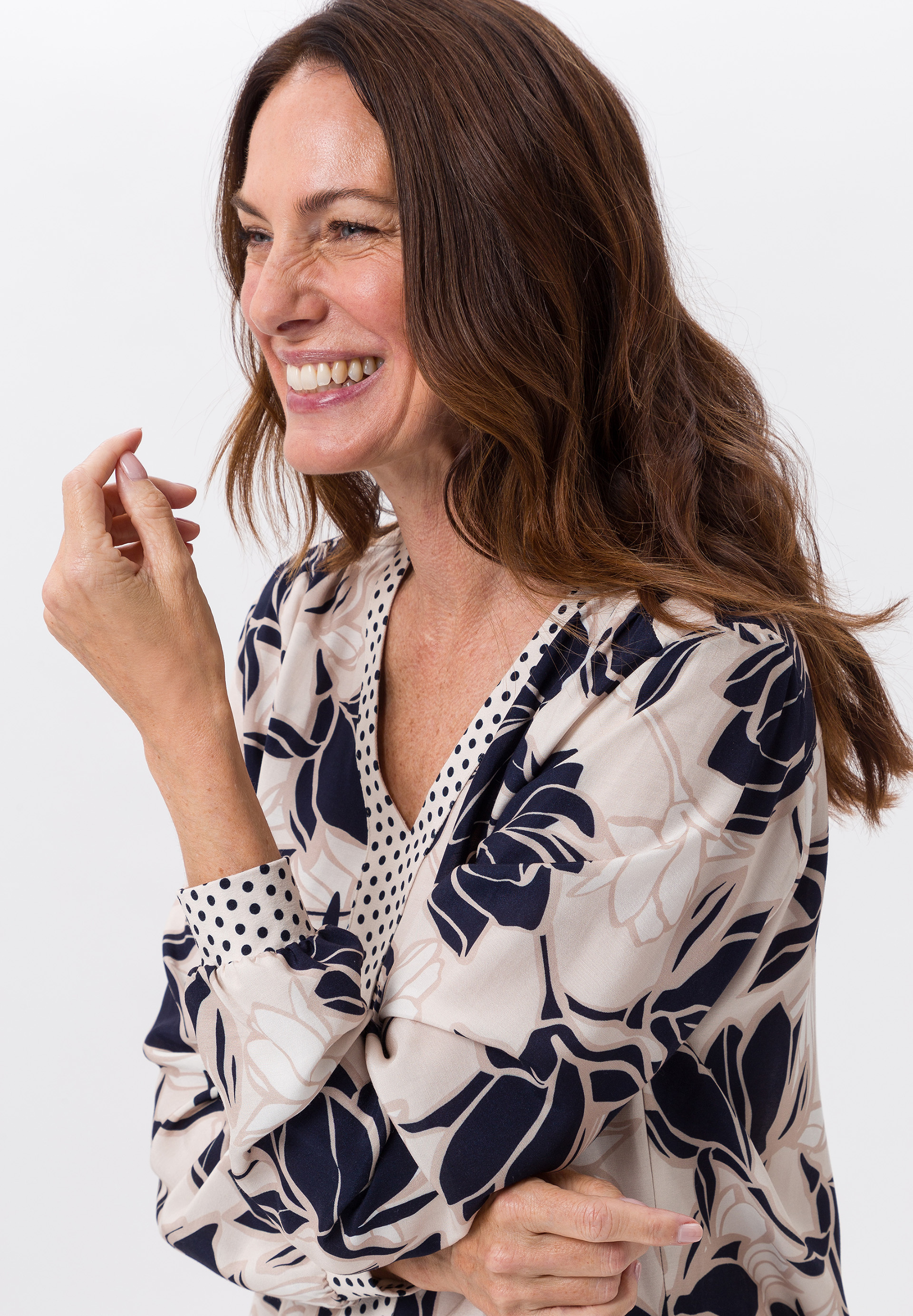 Bluse mit angesagtem Mustermix - Bild 4