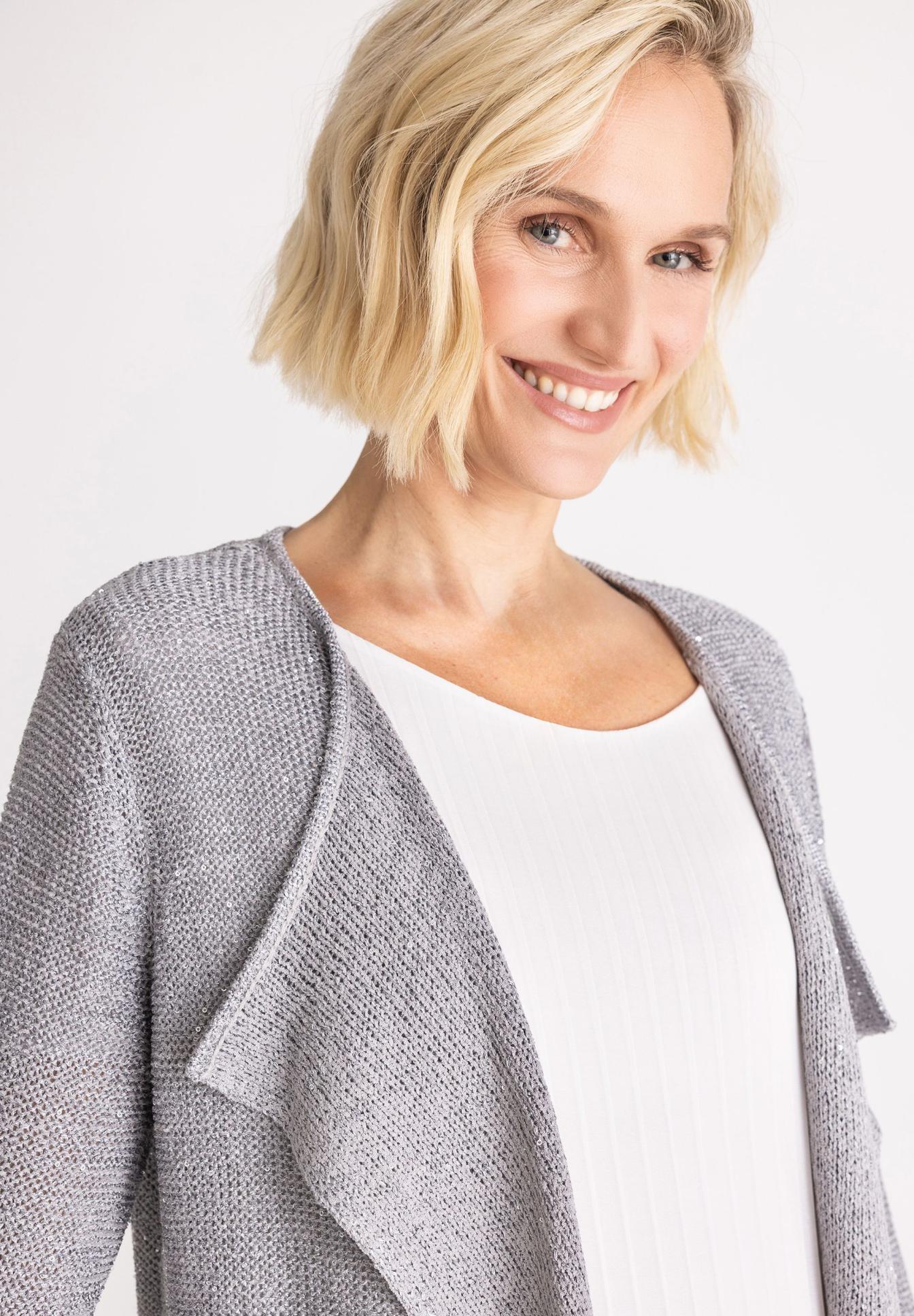 Cardigan, Gestrickt, Grau, Offene Front, Kurzarm, cardigan, Strickware, Grau, offen-front, Damen, Cardigan, Strickjacke, Grau, offen getragen, lässig, Cardigan, Strickjacke, Grau, Offene Front, Damen, Cardigan, Knit, Grau, Hellgrau, Damen