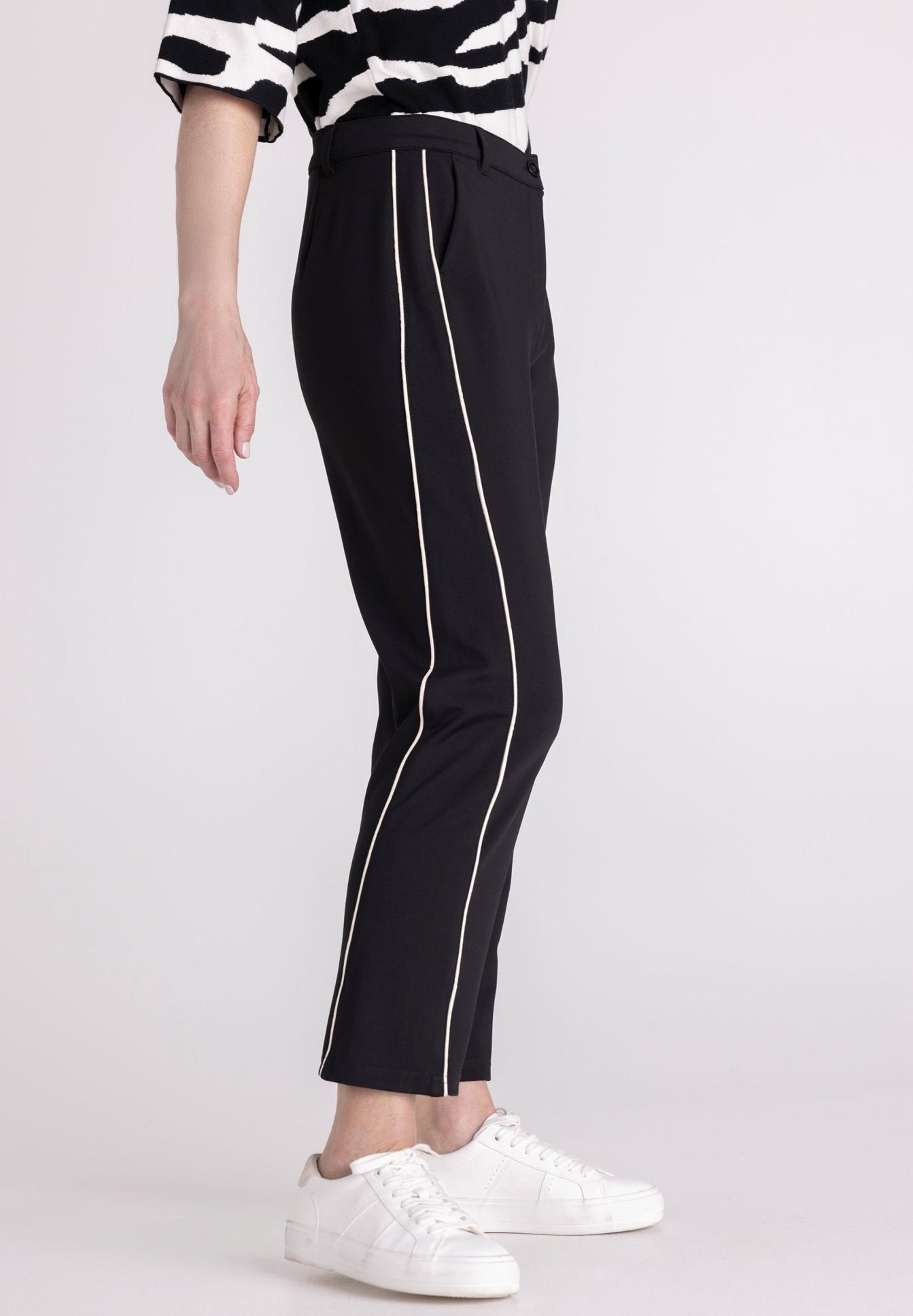 Hose, Schwarze Hose, Seitliche Streifen, Slim Fit, Seitenstreifen, herrenkleidung, hose, schwarz, Paspel, seitennähte