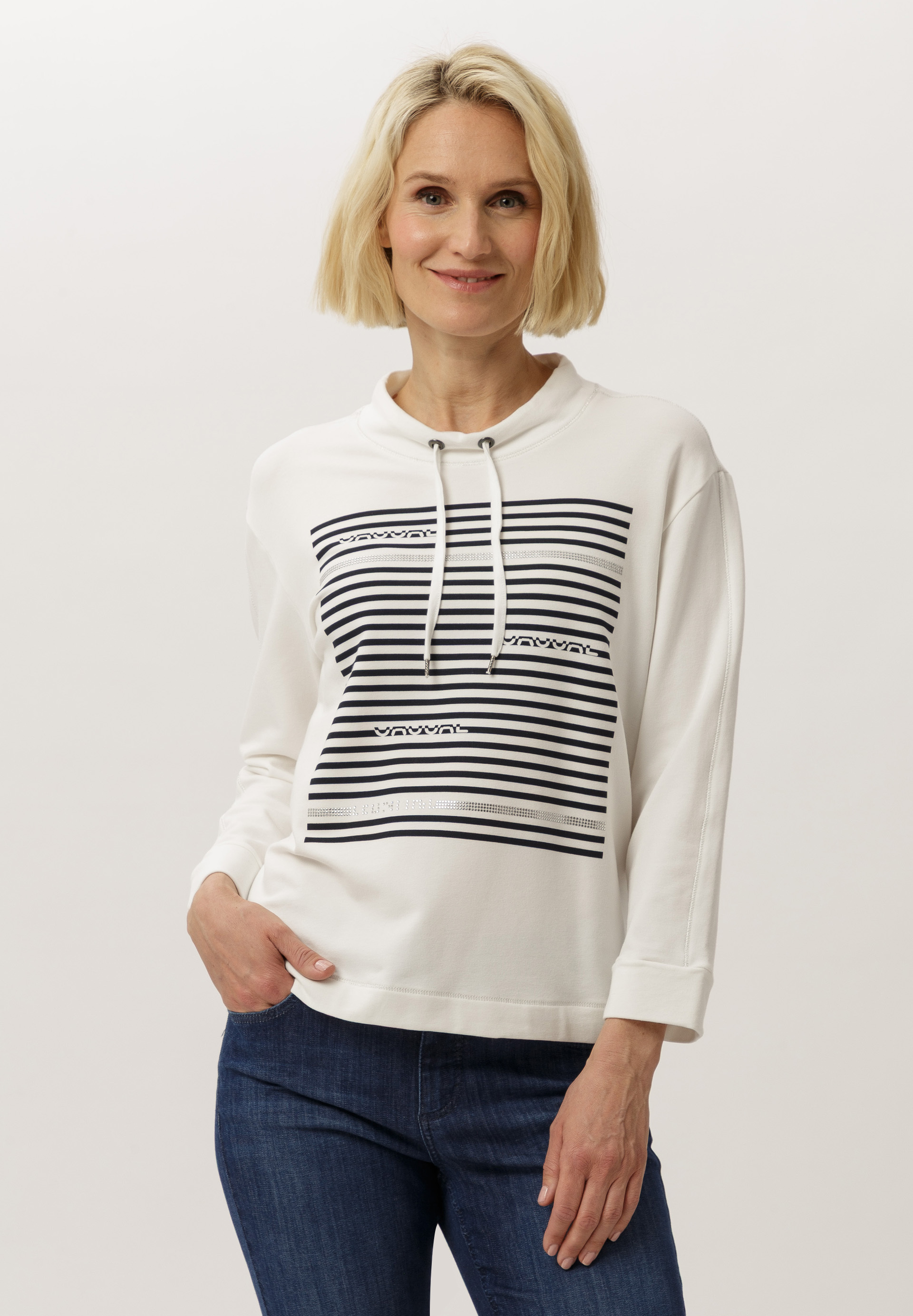Sweatshirt mit Motivprint und Schmuck - Produktbild 1