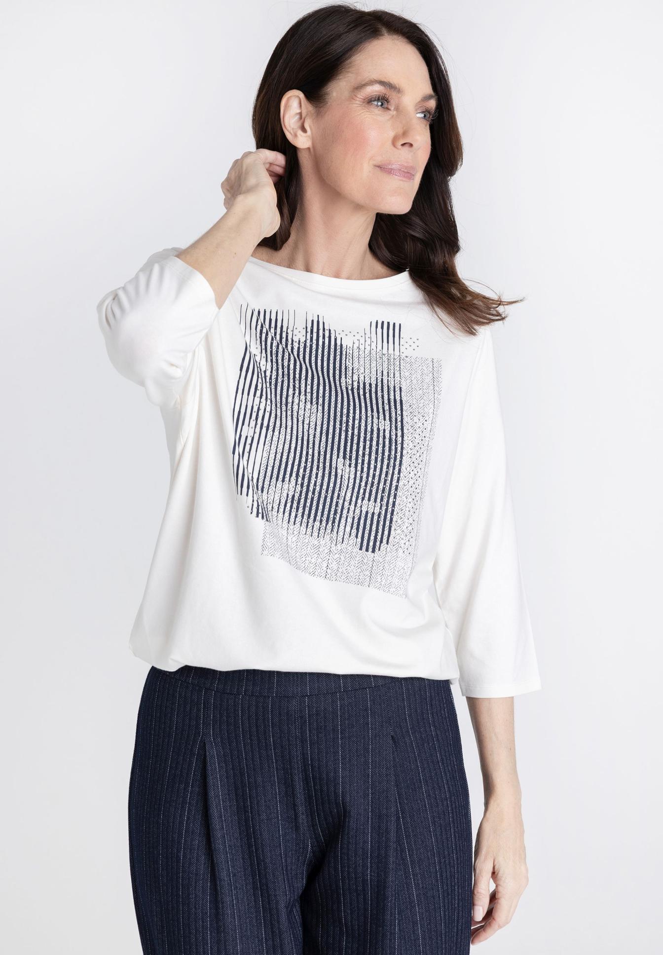 Weißes Shirt, Langarm, Graphisches Muster, Oversized Fit, Baumwolle?, Weißes Top, Pullover?, Druck Muster, Dreiviertelarm, Streifen Muster, T-Shirt, Print, Langenärmel, Weiß, Muster, weißes Shirt, geometrischer Druck, 3/4-Ärmel, weites Oberteil, casual